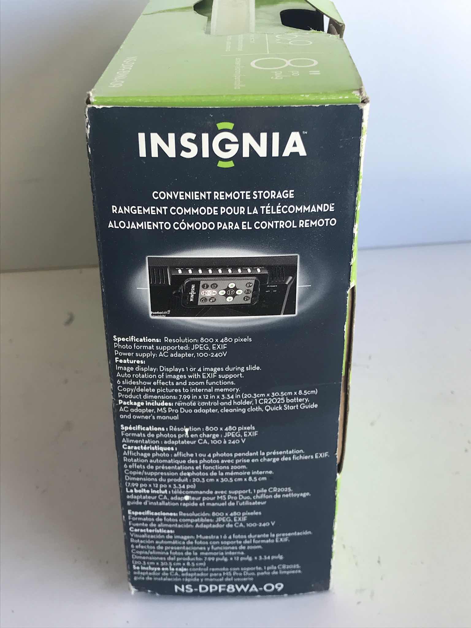 Photo 2 of INSIGNIA DIGITAL PICTURE FRAME NIB