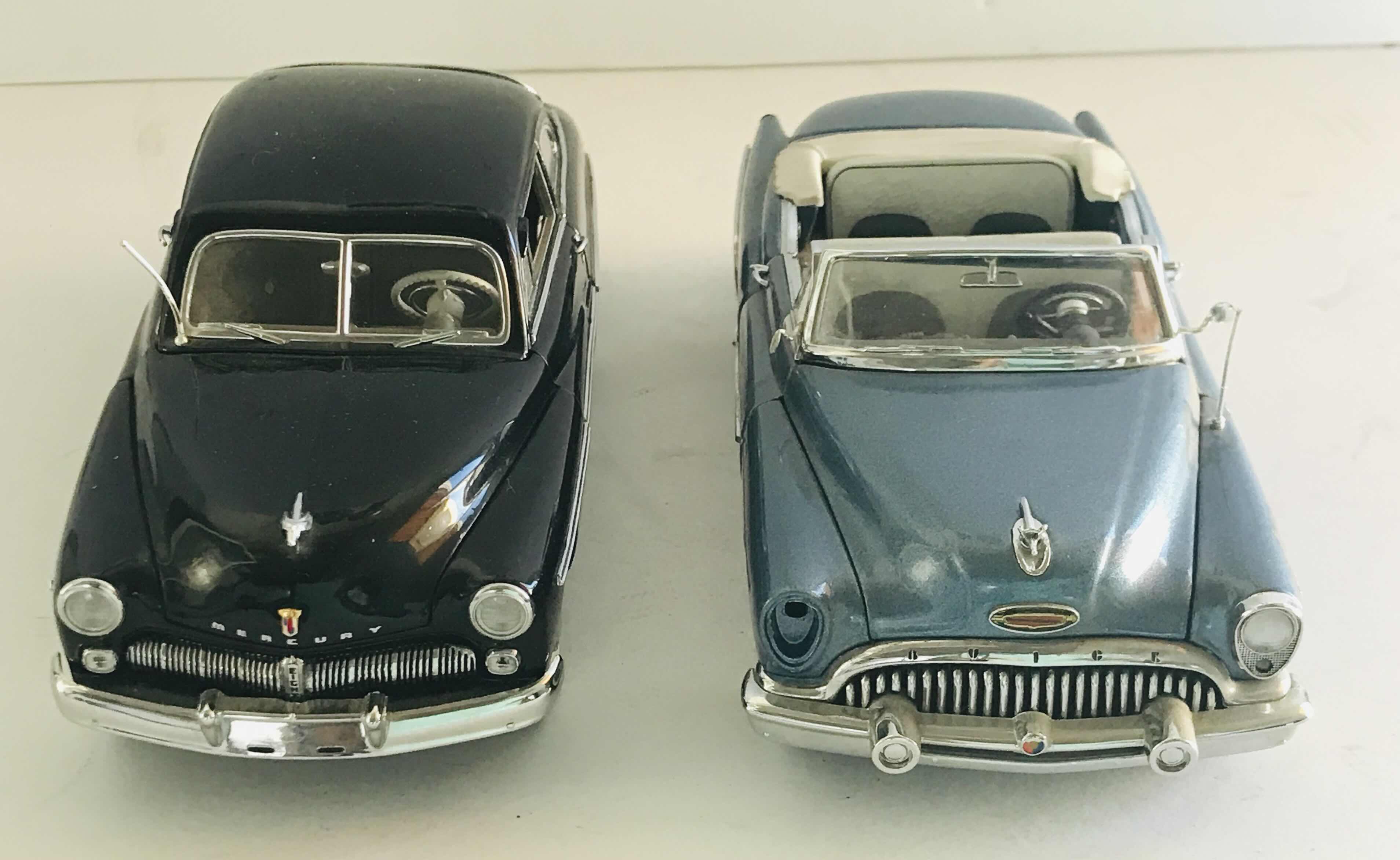 Photo 2 of VINTAGE DANBURY MINT 1/24 SCALE COLLECTOR STYLE CLASSIC CARS