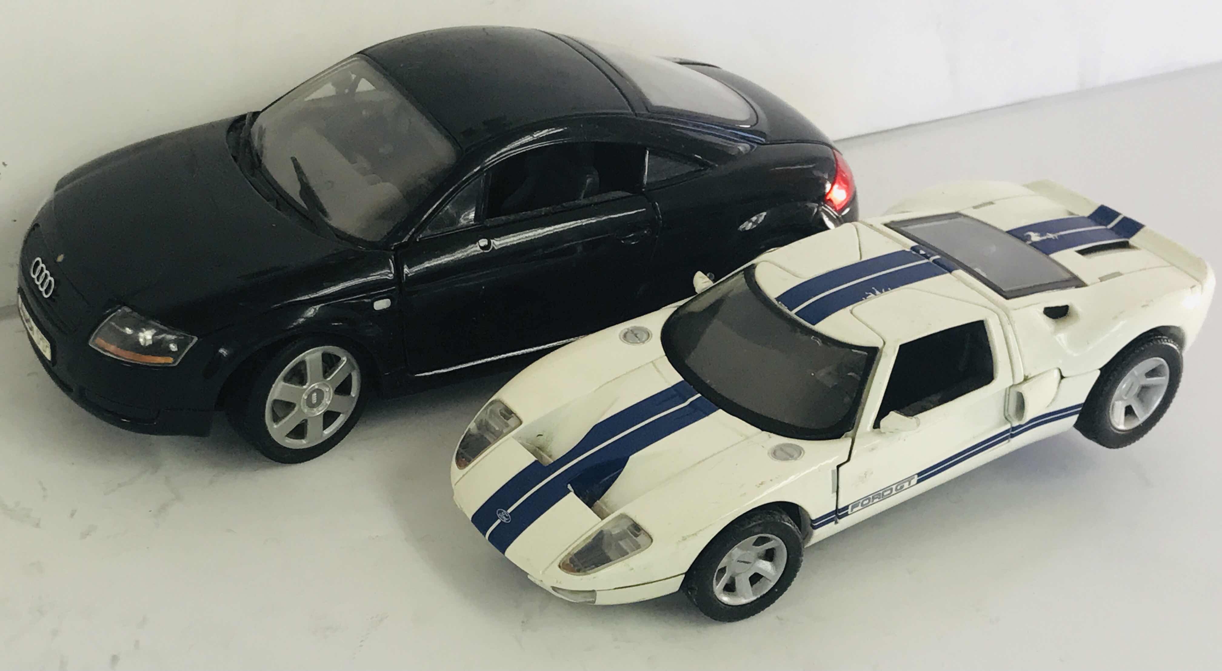 Photo 1 of FORD GT & AUDI COLLECTABLE DIE CAST CARS