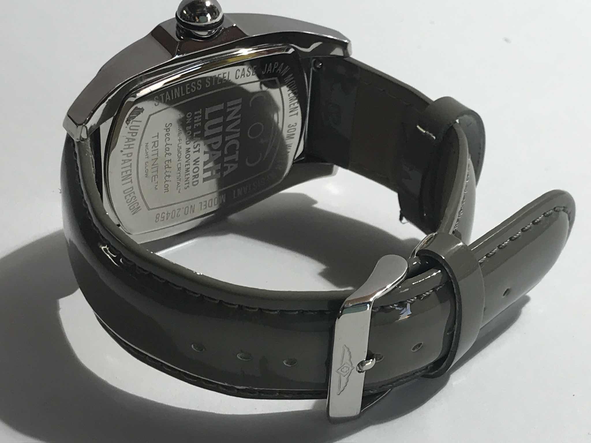 Photo 2 of INVICITA SPECIAL EDITION MENS WRIST WATCH