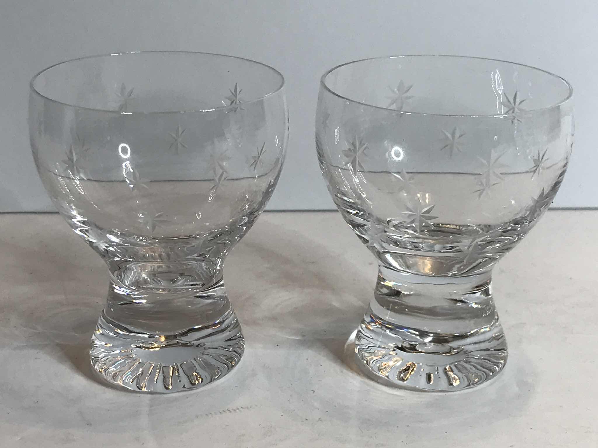 Photo 2 of STUART ENGLAND CRYSTAL STARTIME ETCHED STAR SMALL TUMBLERS SET OF 5
