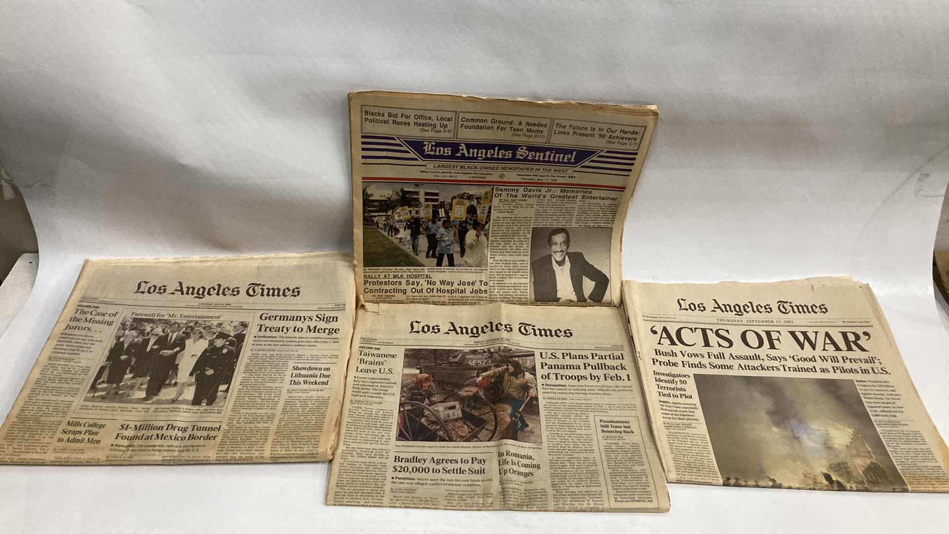 Photo 1 of LA TIMES NEWSPAPERS DEC 29 1989, MAY 19 1990, SEP 13 2001 W LA SENTINEL MAY 17 1990