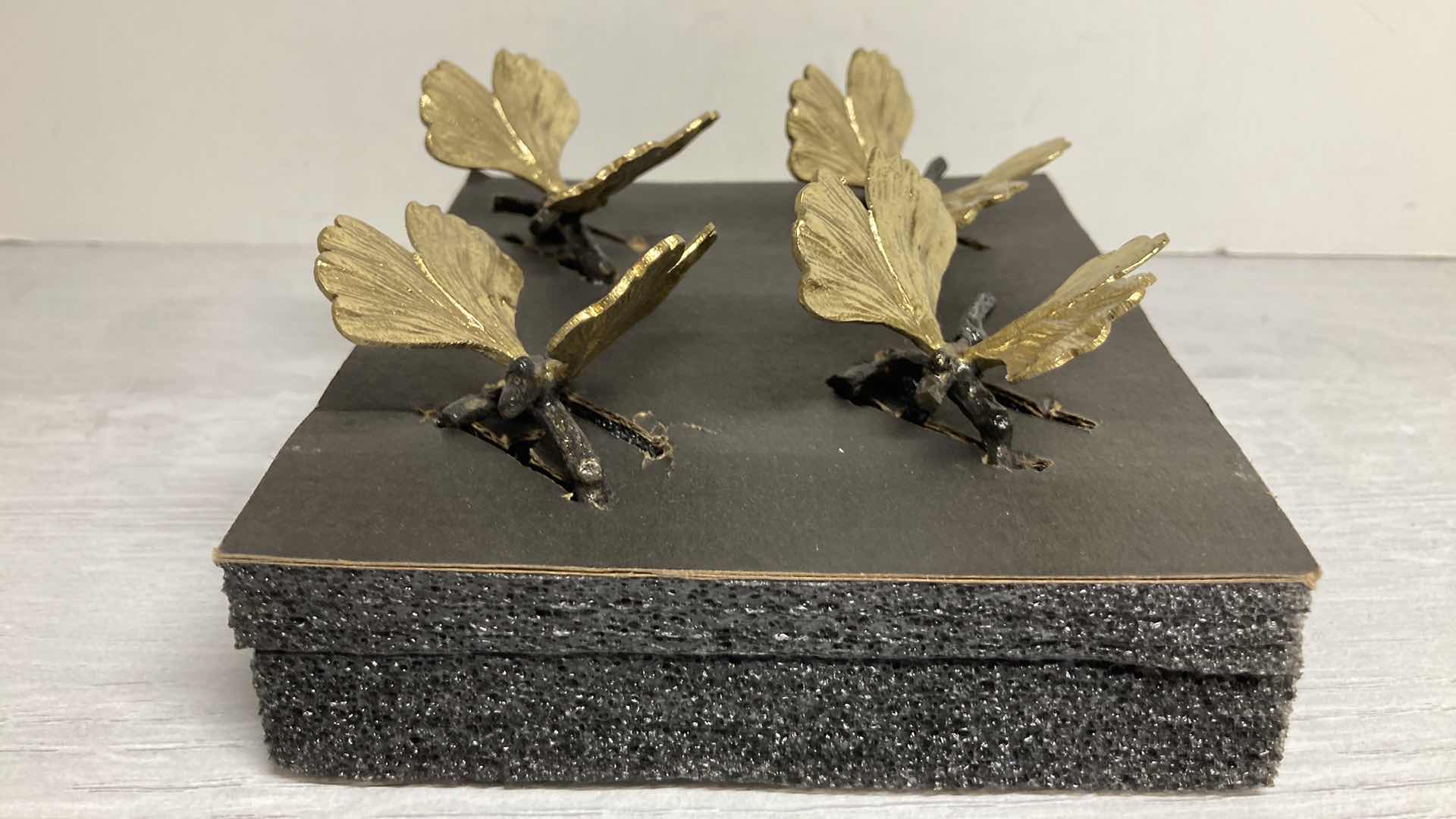 Photo 3 of NEW MICHAEL ARAM BUTTERFLY GINKGO NAPKIN HOLDERS (4)