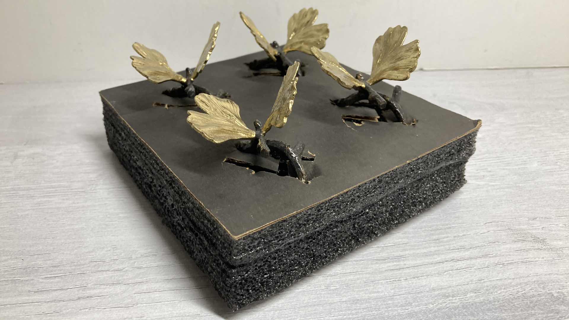 Photo 2 of NEW MICHAEL ARAM BUTTERFLY GINKGO NAPKIN HOLDERS (4)