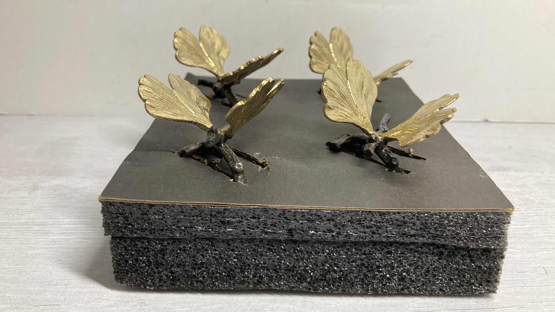 Photo 3 of NEW MICHAEL ARAM BUTTERFLY GINKGO NAPKIN HOLDERS (4)