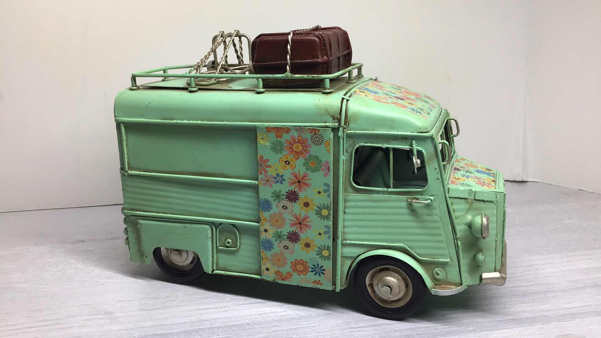 Photo 1 of THE SPRING SHOP PASTEL GREEN FLORAL DECORATIVE HIPPY VAN 9.5” X 4” H7”