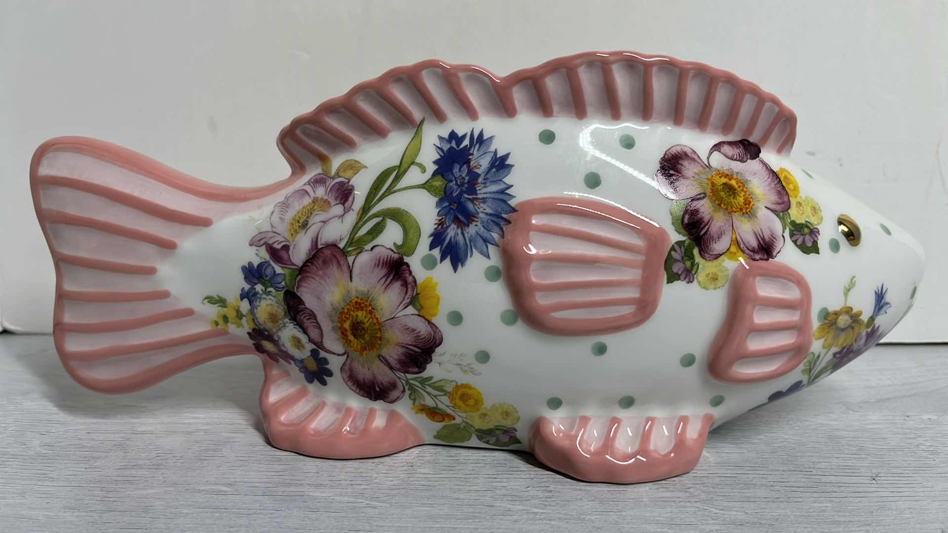 Photo 4 of MACKENZIE-CHILDS SMALL FLOWER MARKET FISH PLANTER 4” X 11.75” H5”