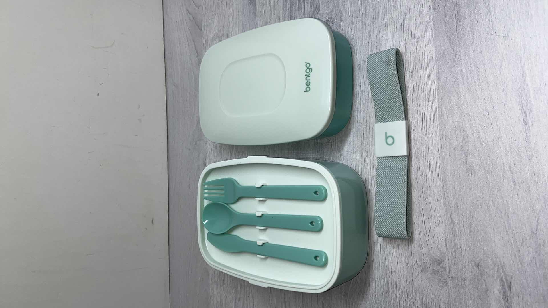 Photo 4 of BENTGO CLASSIC COASTAL AQUA ALL-IN-ONE LUNCH/BENTO BOX W 2 STACKABLE CONTAINERS, UTENSIL SET & NYLON SEALING STRAP