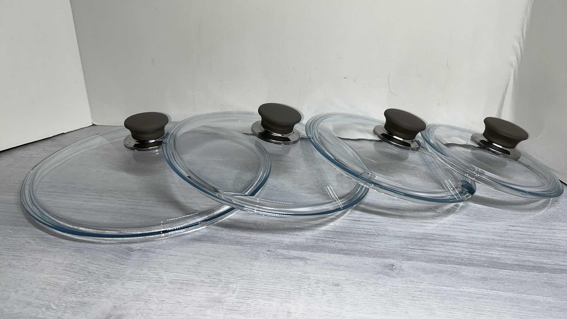 Photo 6 of BALLARINI 1889 MODENA
10 PC NON-STICK POT AND PAN SET W GLASS LIDS