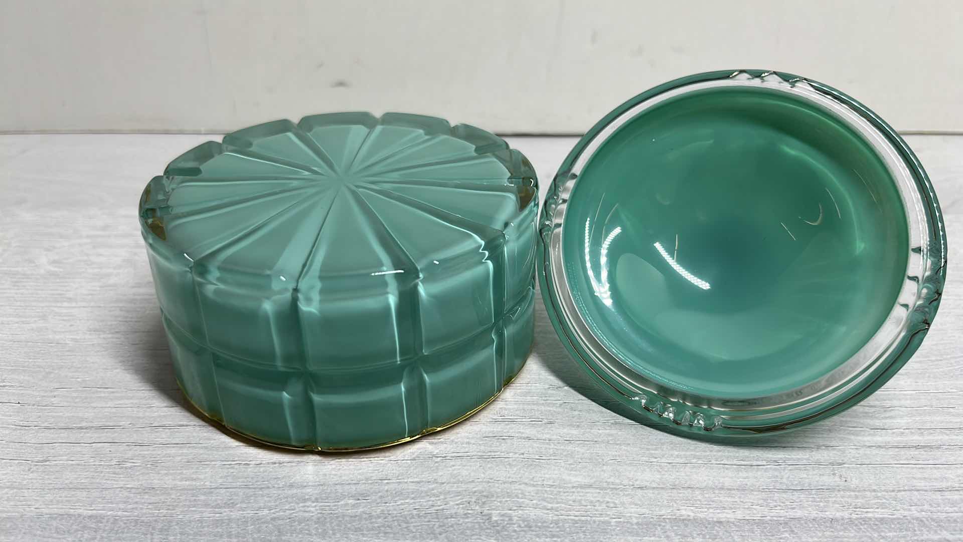 Photo 3 of TURQUOISE APOTHECARY JAR W GOLD RIMMED LID 4” X 4” H4”