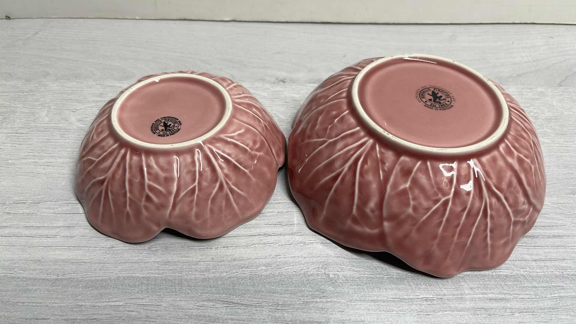 Photo 3 of BORDALLO PINHEIRO PINK CABBAGE SMALL/LARGE DISHES 4.5” x 1.5” & 5.75” x 2”