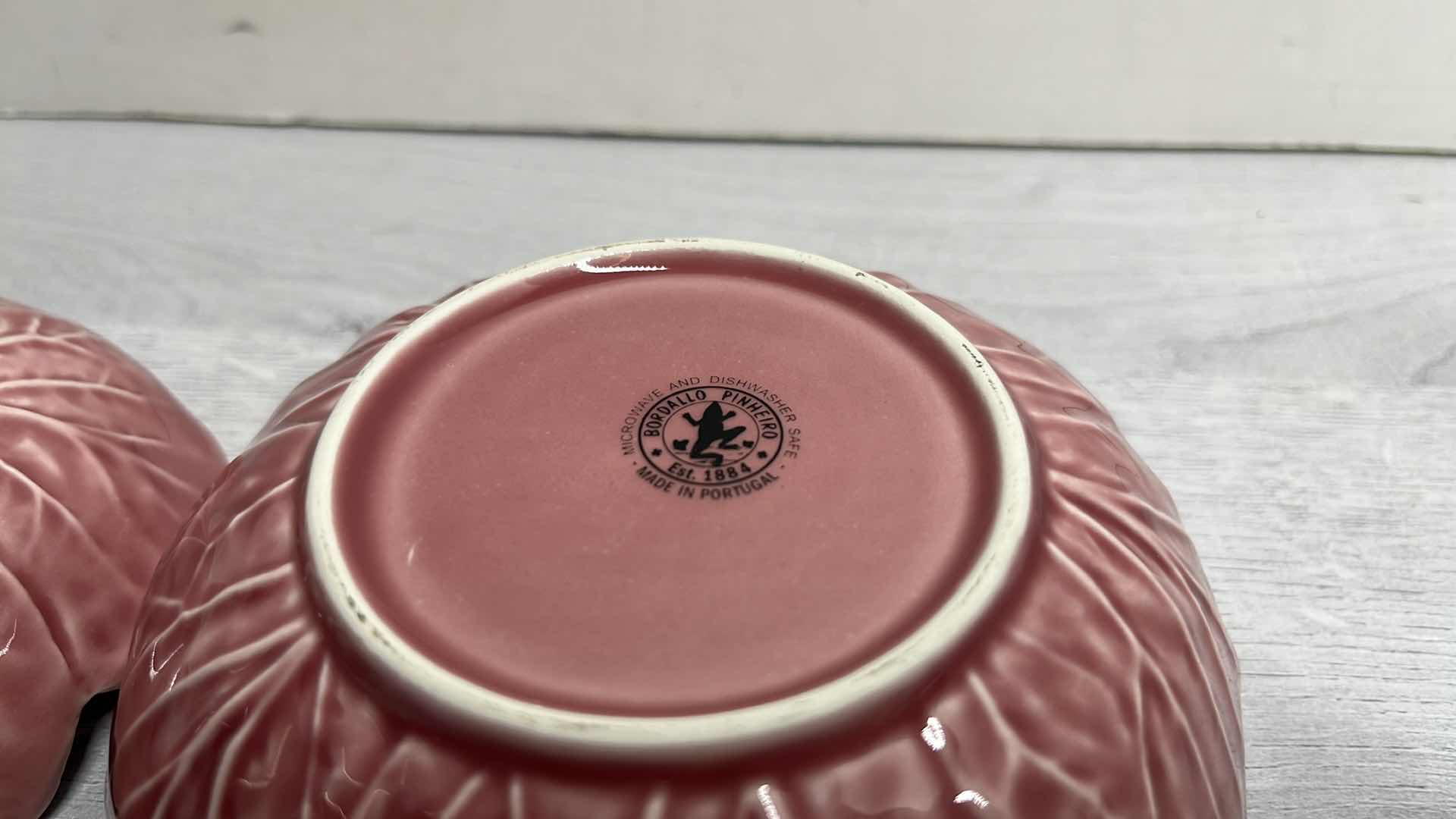 Photo 5 of BORDALLO PINHEIRO PINK CABBAGE SMALL/LARGE DISHES 4.5” x 1.5” & 5.75” x 2”