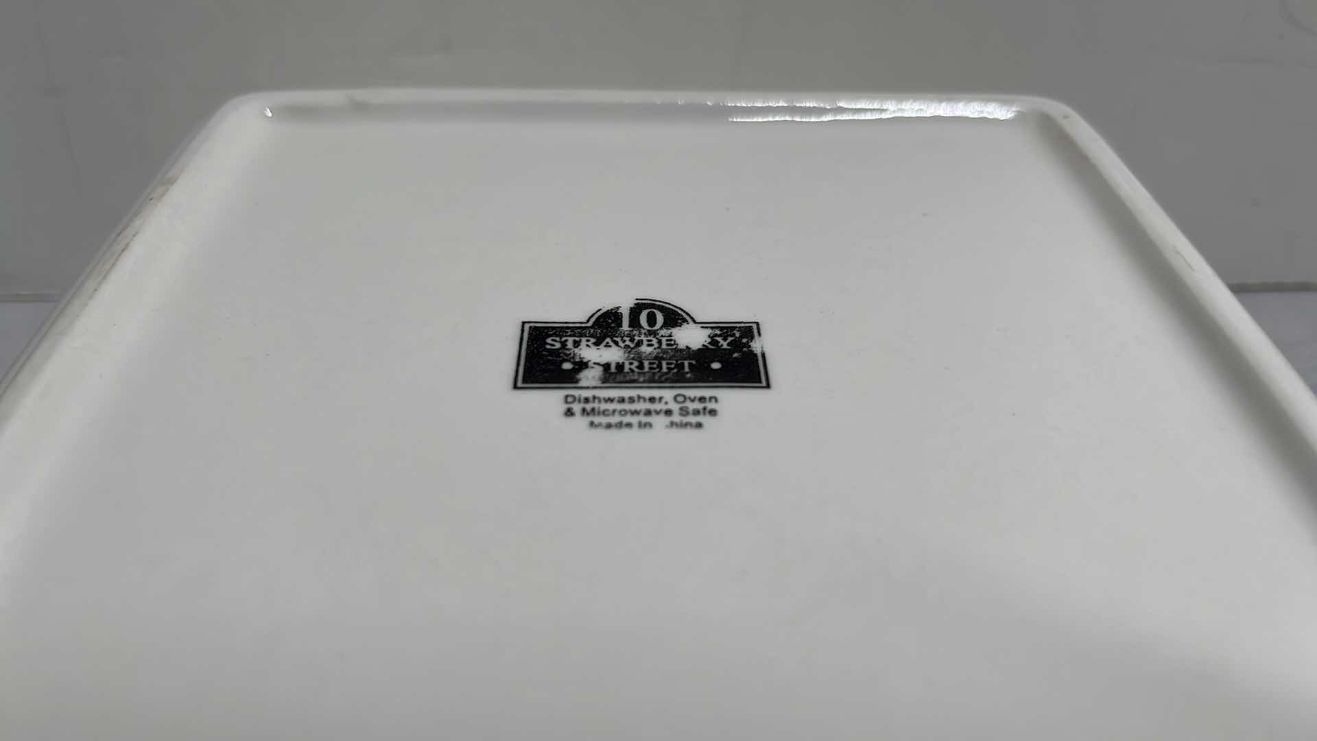 Photo 6 of 10 STRAWBERRY STREET NOVA WHITE 10” LARGE PORCELAIN SQUARE 46 OZ SERVING DISH 10” X 10” H3”