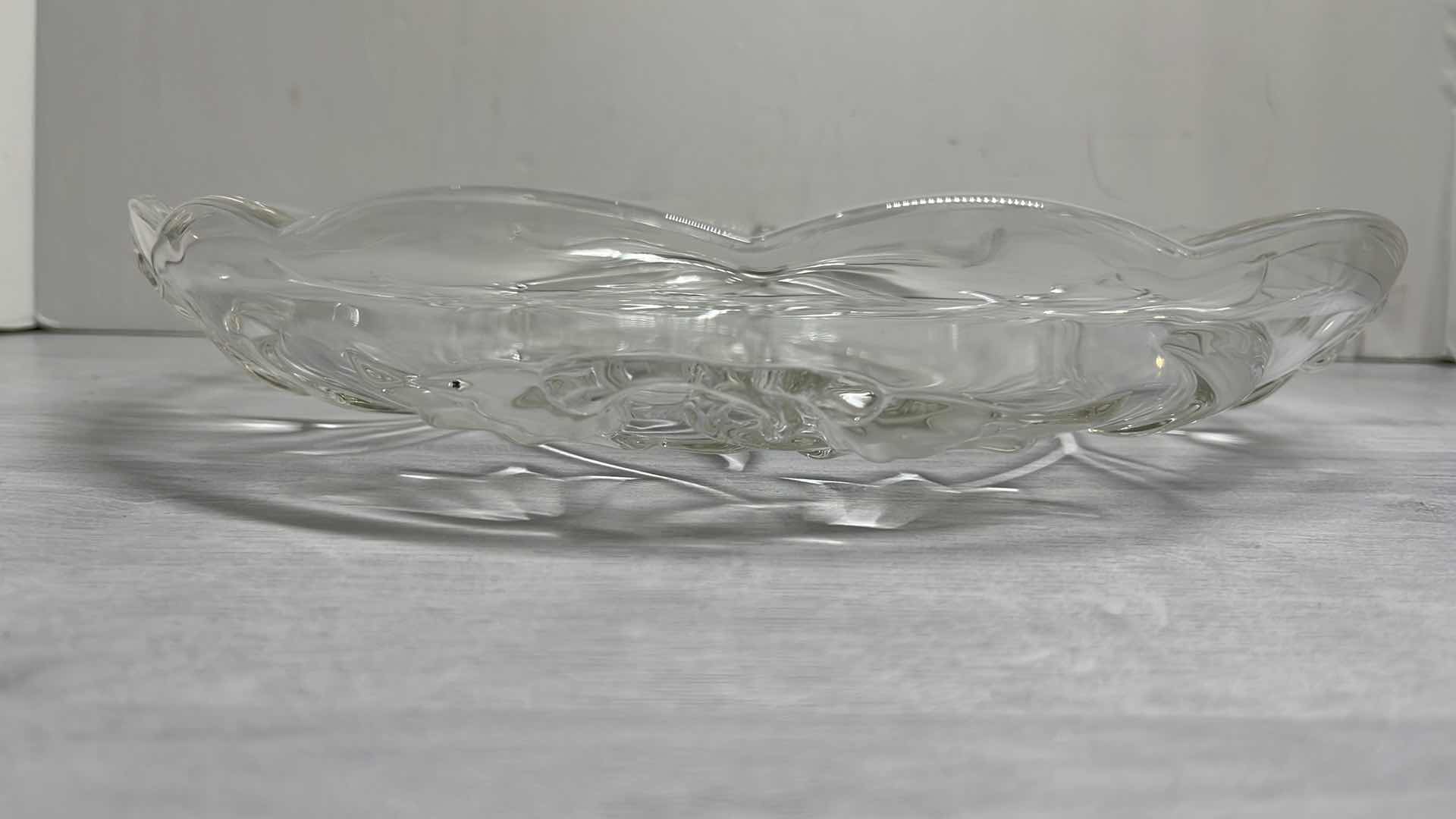 Photo 3 of MIKASA BLUEBELL EMBOSSED/FROSTED ROUND CLEAR GLASS 12.5” SERVING BOWL/PLATTER