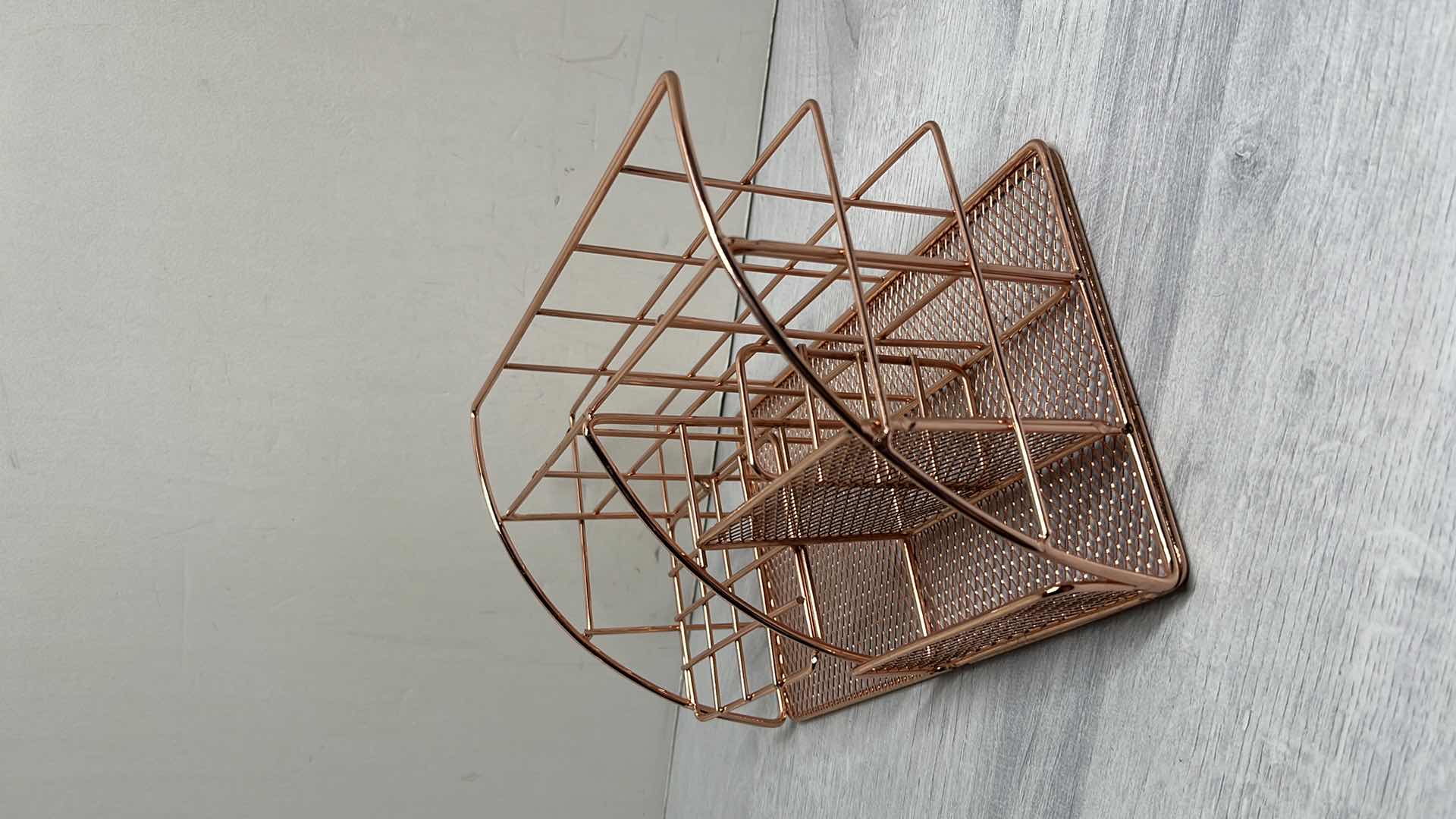 Photo 2 of ROSE GOLD FINISH MESH METAL ORGANIZER/ MAKE UP STORAGE HOLDER 5.5” X 8.5” H5”