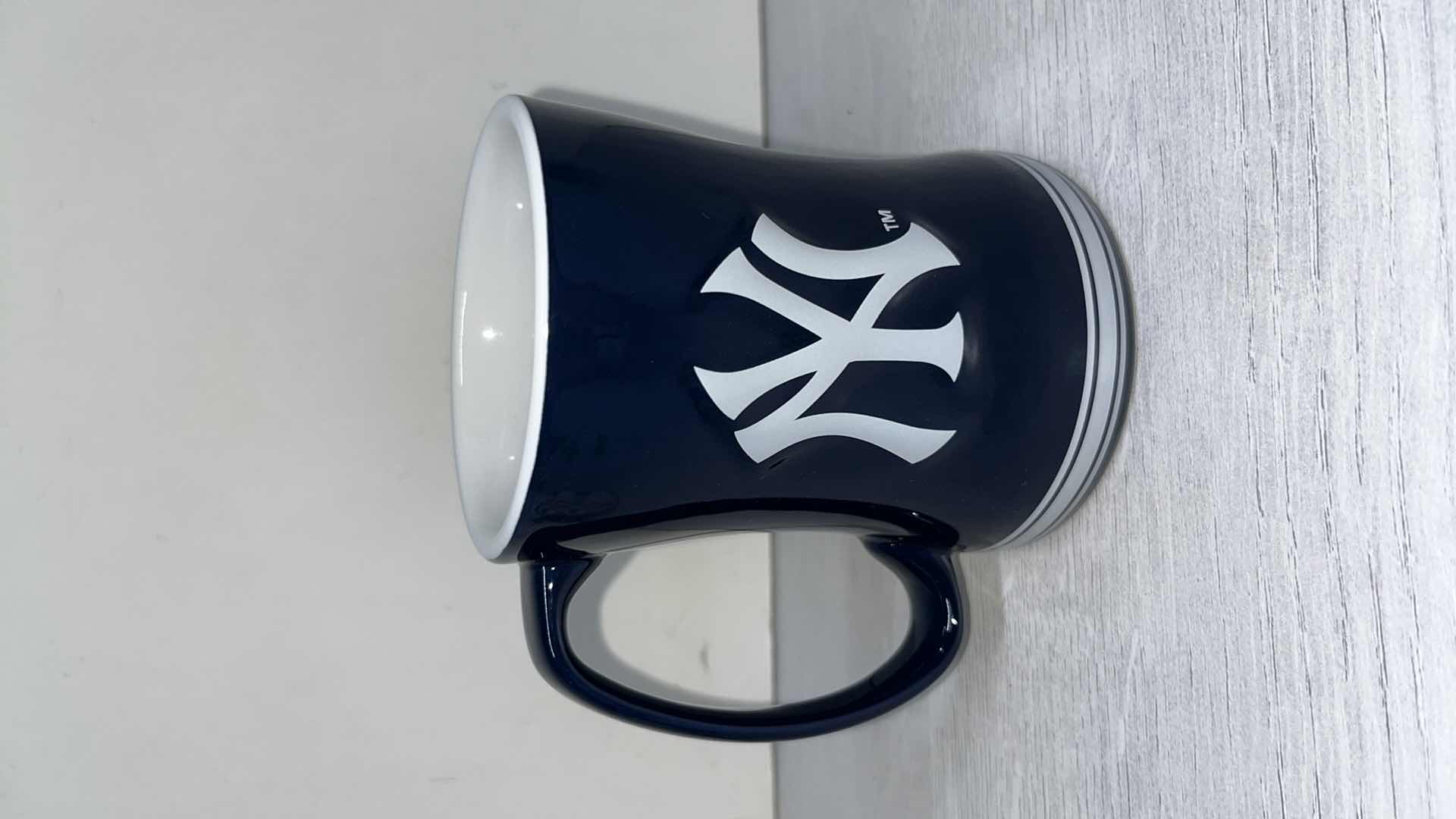 Photo 1 of MLB 2018 NY YANKEES 14oz COFFEE MUG