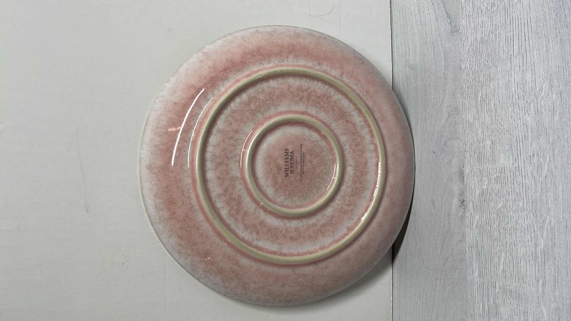 Photo 3 of WILLIAMS SONOMA CYPRUS REACTIVE GLAZE 10.25” DINNER PLATES, LIGHT PINK  (6)