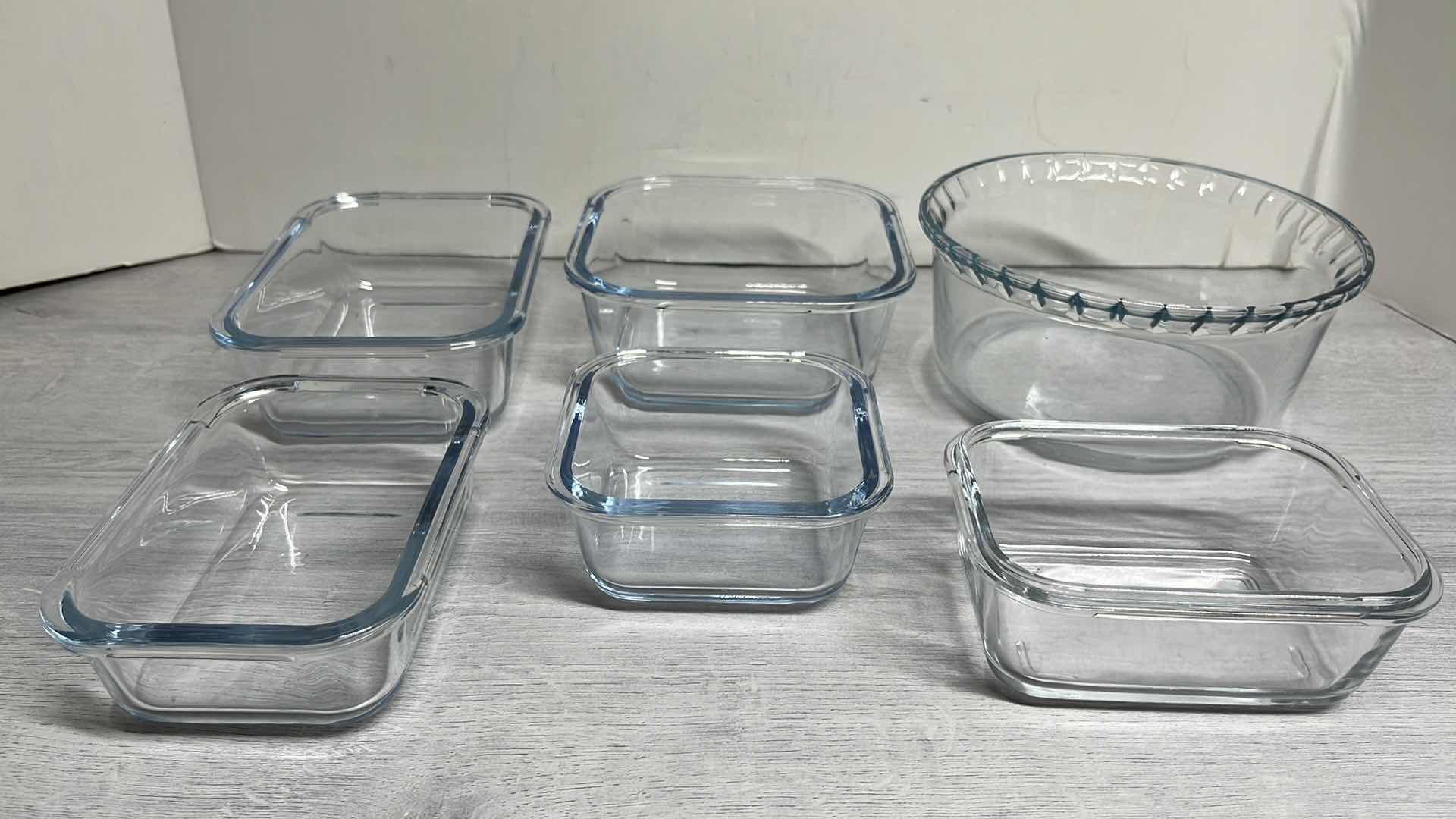 Photo 1 of ASSORTED GLASS DISHES/BAKEWARE (6)