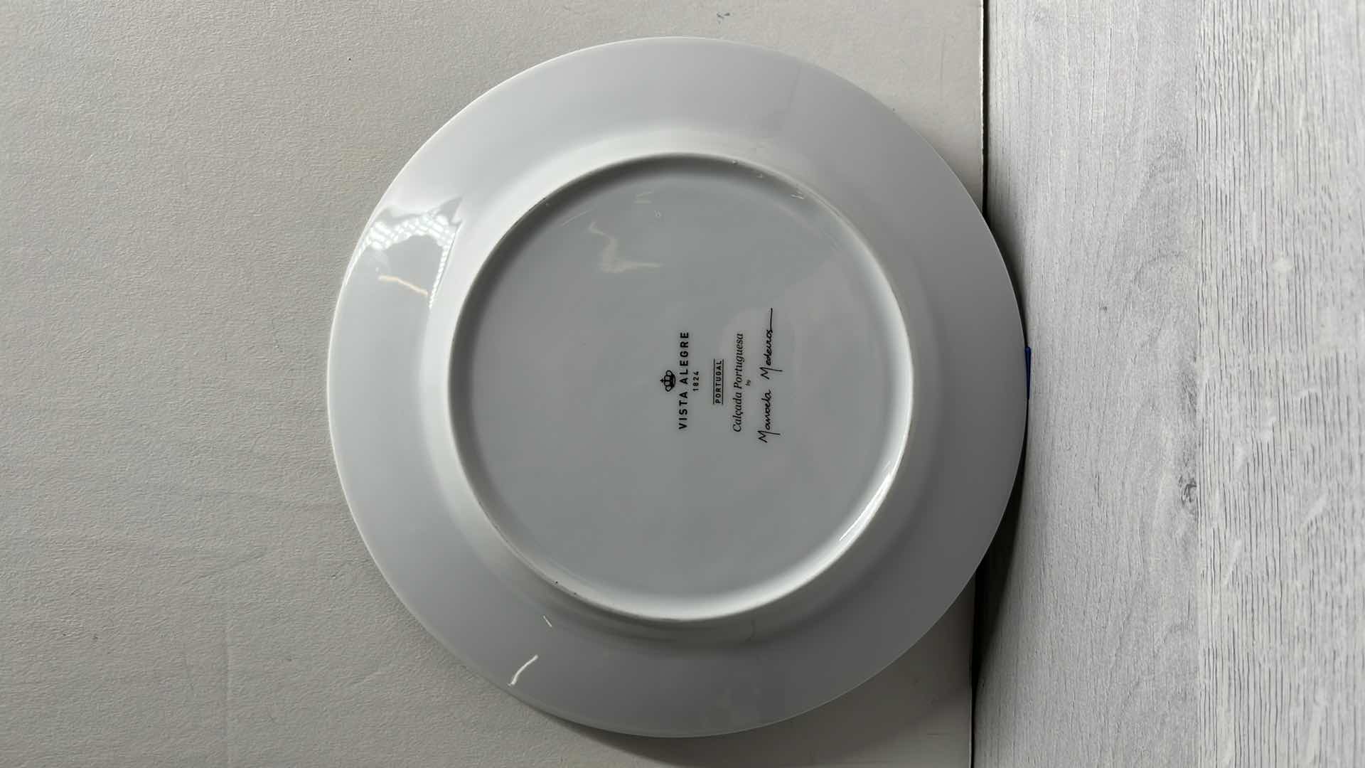 Photo 4 of VISTA ALEGRE CALCADA PORTUGUESA BY MANUELA MEDEIROS PORCELAIN DESSERT PLATES 8.25” (4)