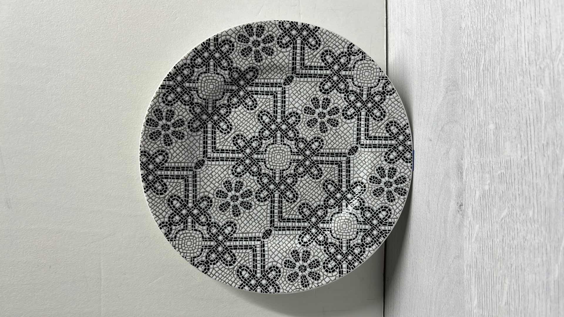 Photo 3 of VISTA ALEGRE CALCADA PORTUGUESA BY MANUELA MEDEIROS PORCELAIN DESSERT PLATES 8.25” (4)