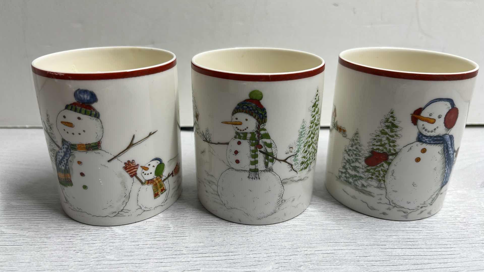 Photo 5 of WILLIAMS SONOMA SNOWMAN COLLECTION SALT/PEPPER SHAKERS, CANDLES, NAPKIN RINGS & 20” LINEN NAPKINS