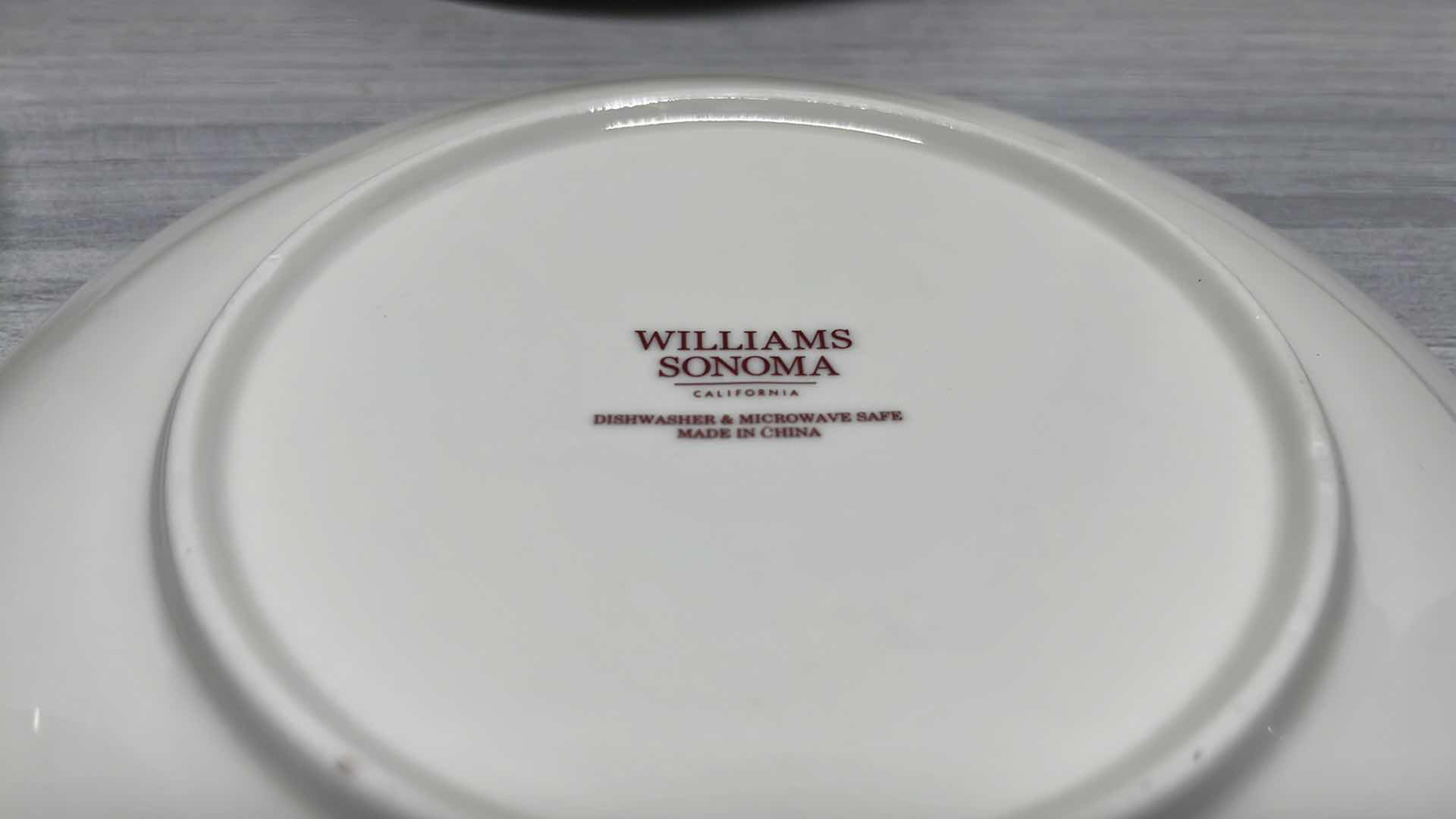 Photo 11 of WILLIAMS SONOMA SNOWMAN COLLECTION 8” SALAD PLATES (12)