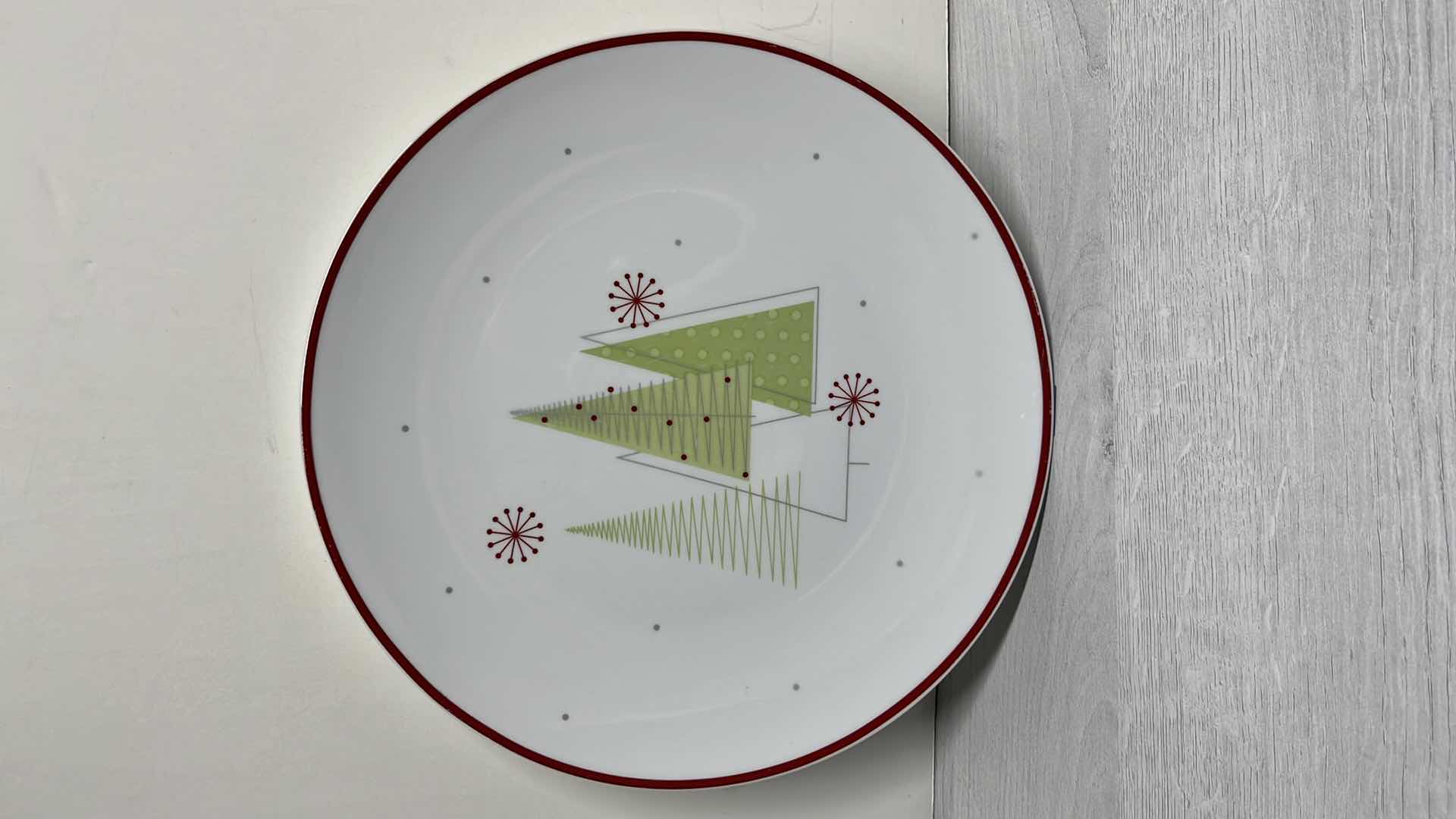 Photo 1 of OMNIWARE 12” HOLIDAY SERVING PLATTER 