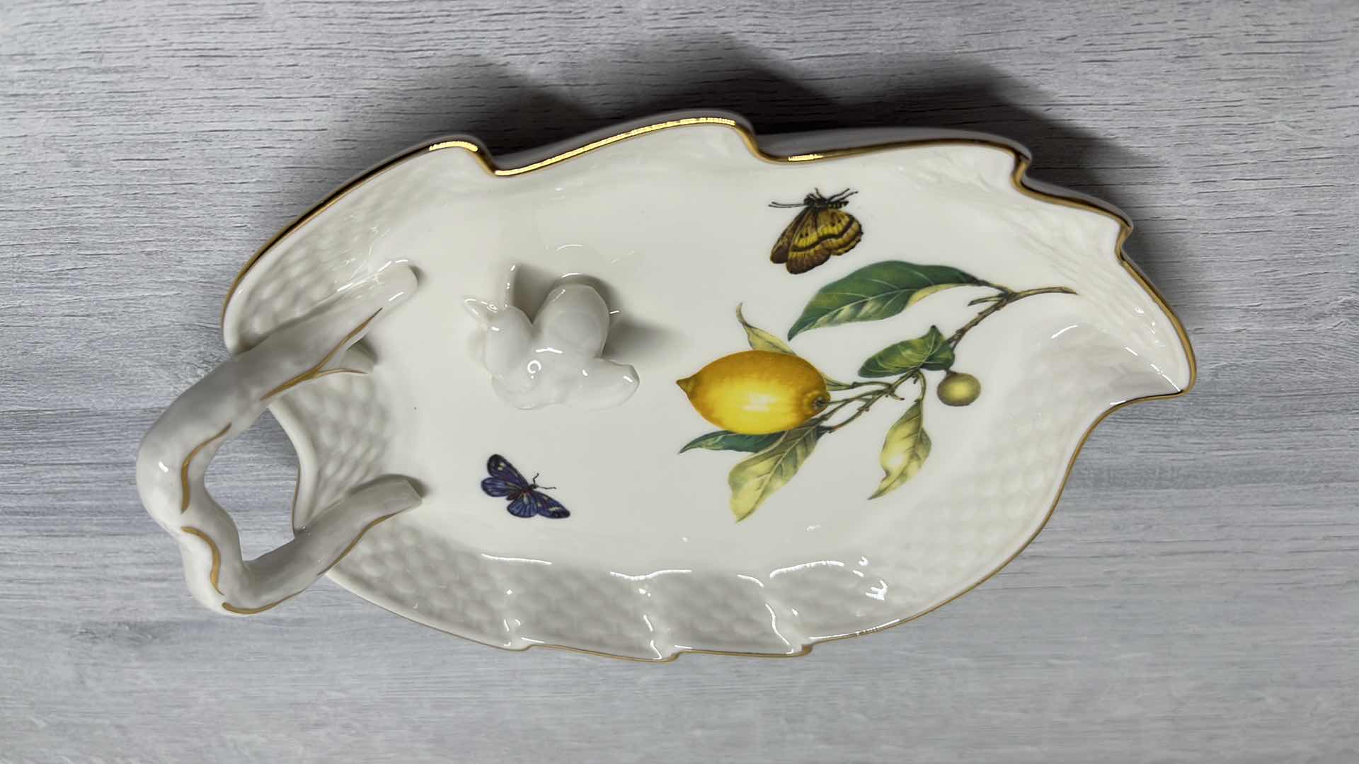 Photo 1 of TANIA BULHOES MARQUESA COLLECTION 7” X 1.75”  PORCELAIN HOR D’OEUVRES PLATE (4)