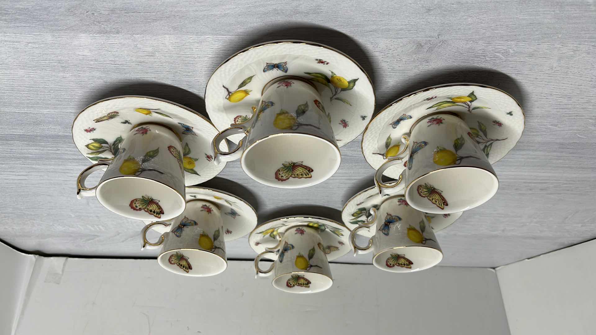 Photo 1 of TANIA BULHOES MARQUESA COLLECTION PORCELAIN 3.4oz ESPRESSO CUPS & SAUCER PLATE 4.75”D (6)