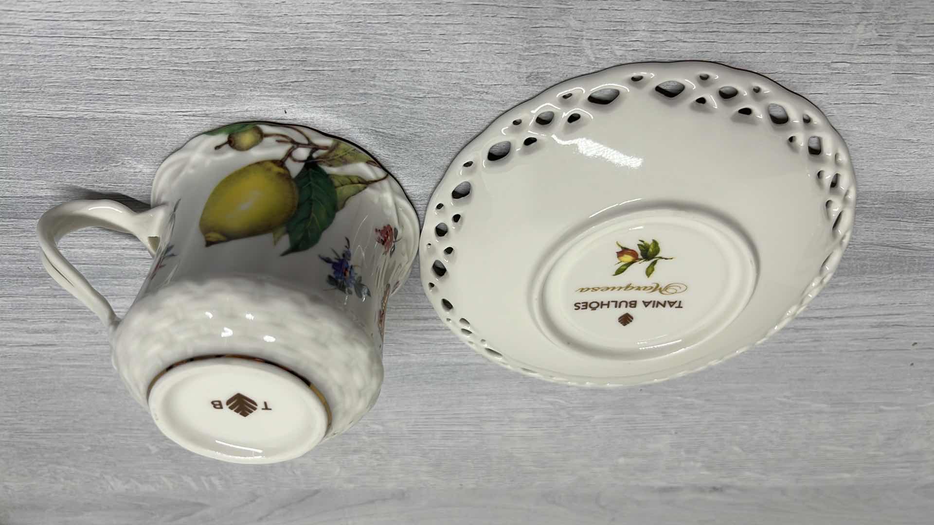 Photo 6 of TANIA BULHOES MARQUESA COLLECTION PORCELAIN 6oz TEA CUP & 5.5” SAUCER PLATE (4 SET)