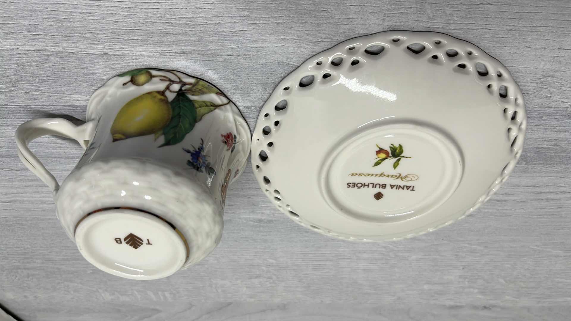 Photo 6 of TANIA BULHOES MARQUESA COLLECTION PORCELAIN 6oz TEA CUP & 5.5” SAUCER PLATE (4 SETS)