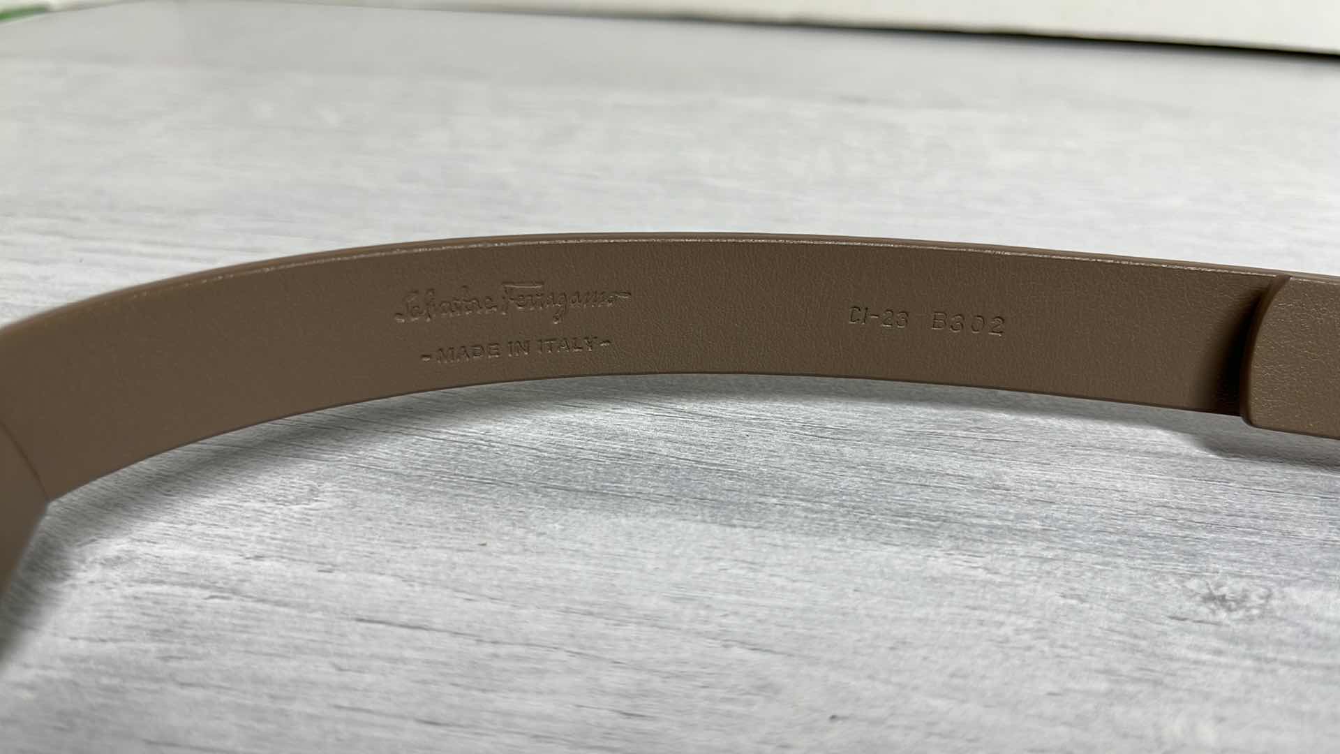 Photo 3 of SALVATORE FERRAGAMO NUTMEG LIGHT BROWN CALF LEATHER BELT, MADE IN ITALY SIZE 75CM (29.5”)