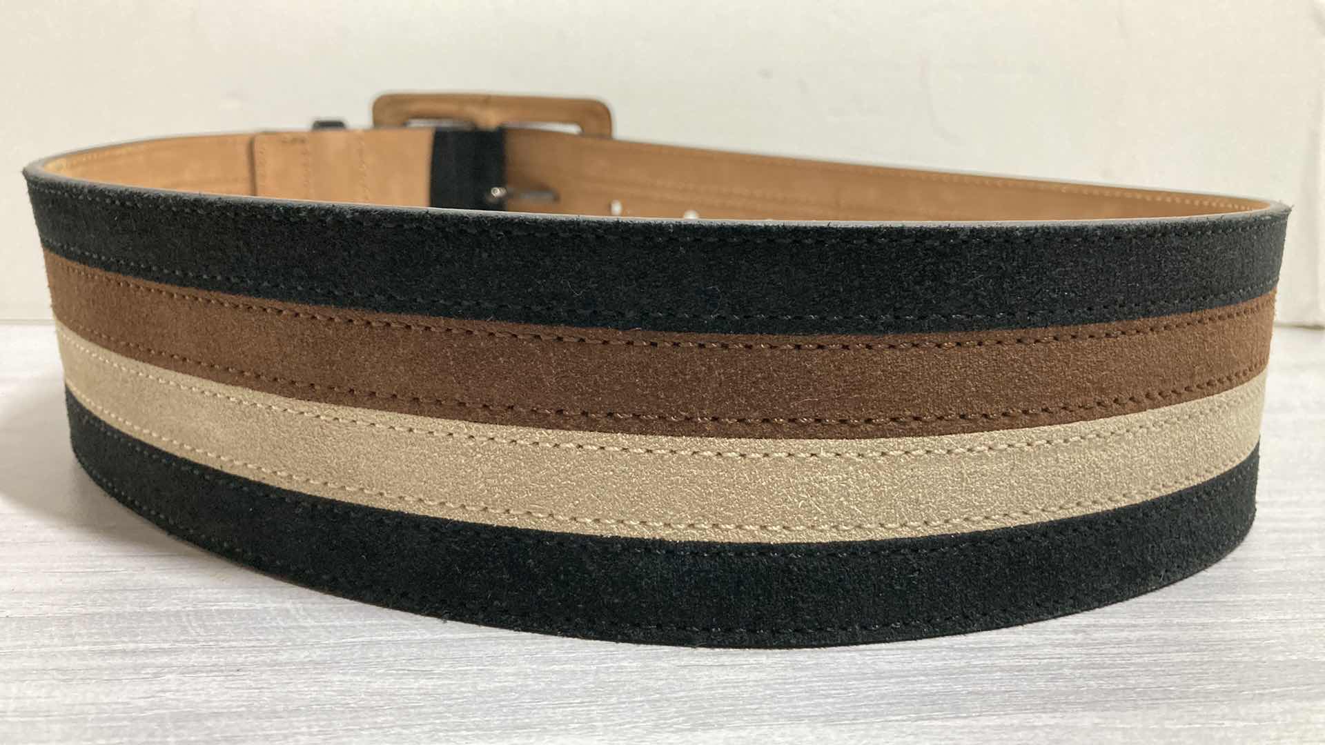 Photo 4 of ALICE & OLIVIA BY STACEY BENDET 100% COW LEATHER BELT SIZE XS MADE IN ITALY