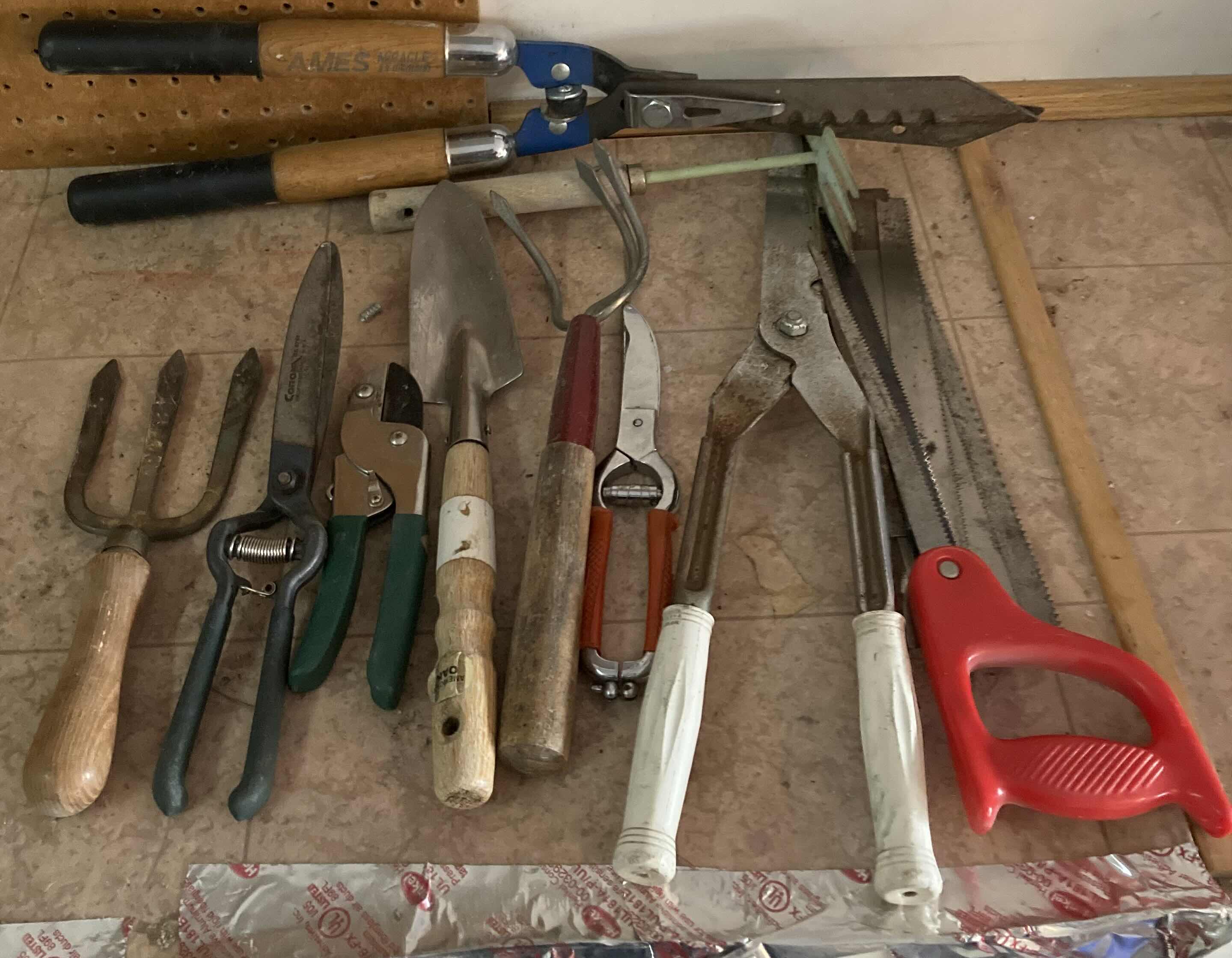 Photo 1 of VINTAGE YARD HAND TOOLS (10)