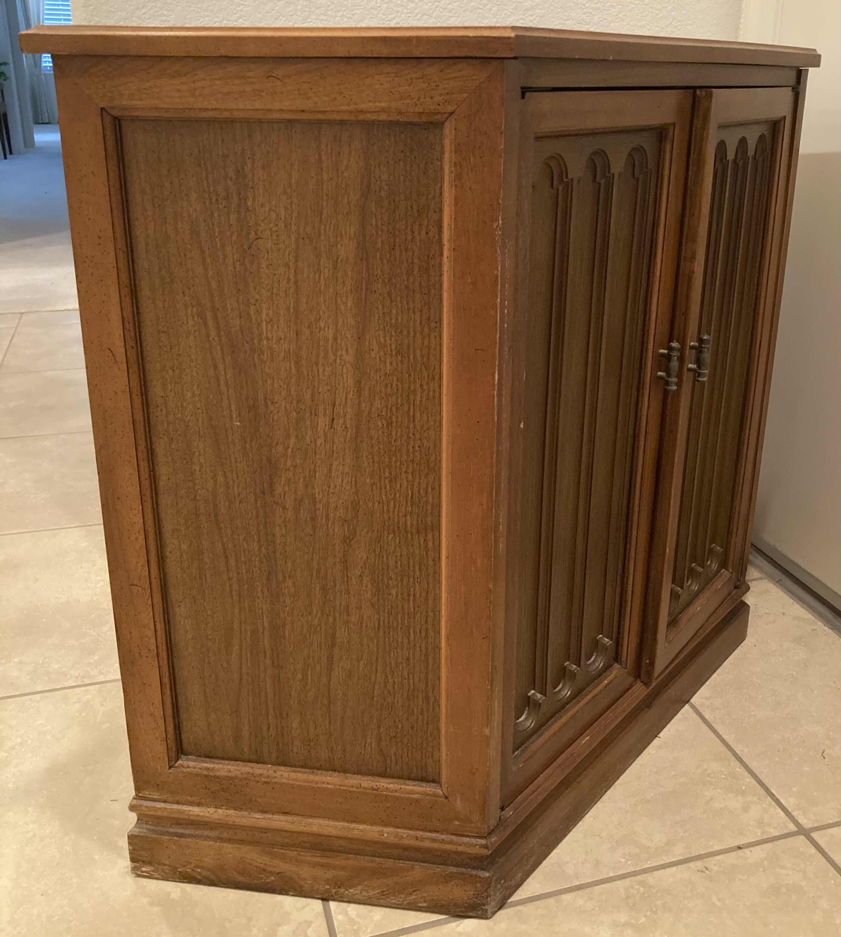 Photo 5 of MID CENTURY WOOD FINISH CONSOLE W CABINET 36” X 12” H29”