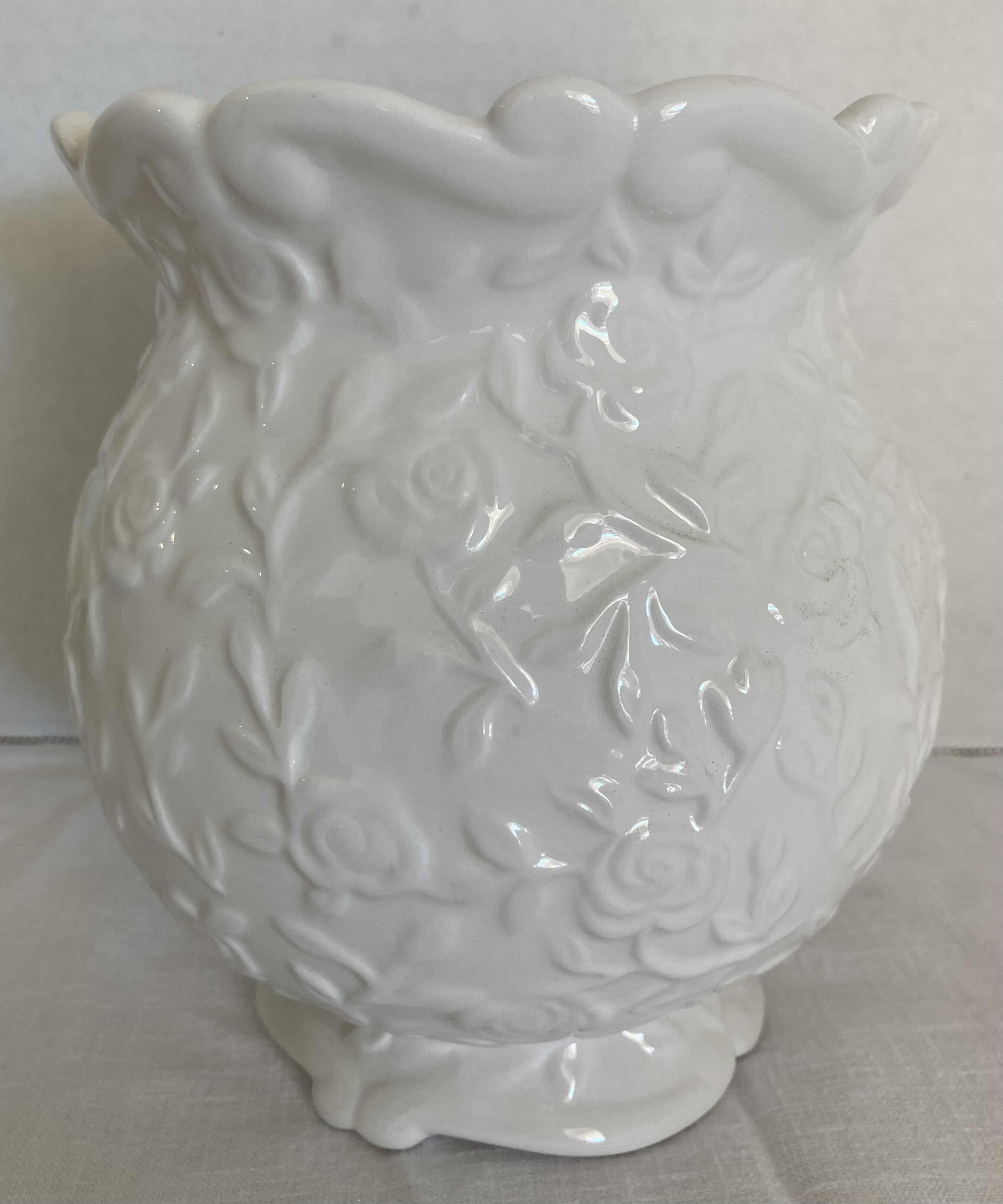 Photo 3 of HOME WHITE CERAMIC VICTORIAN ROSE UTENSIL HOLDER & MEDIUM CANISTER