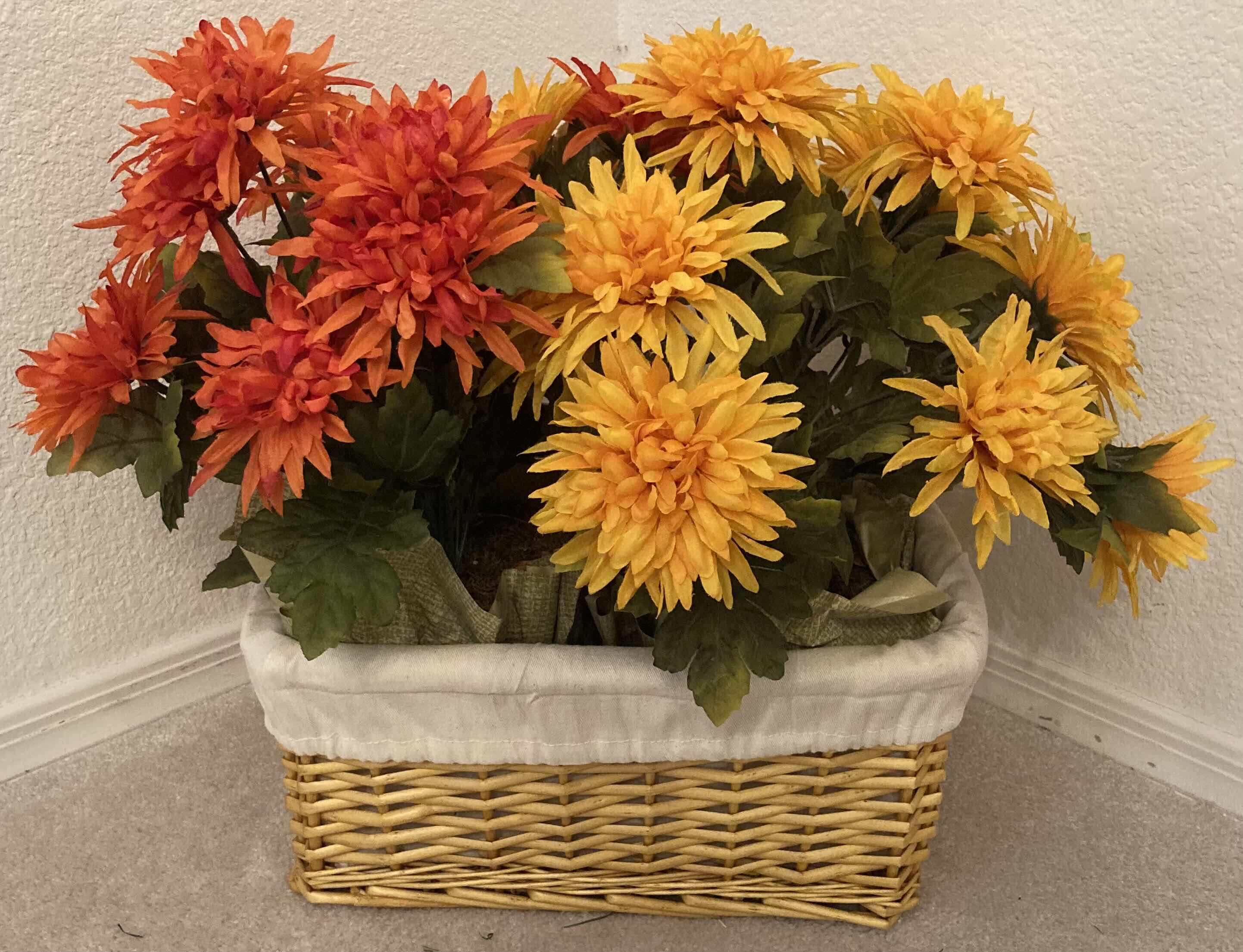 Photo 1 of SPIDER MUMS ARTIFICIAL DECORATIVE FLOWERS W RATTAN BASKET H16”