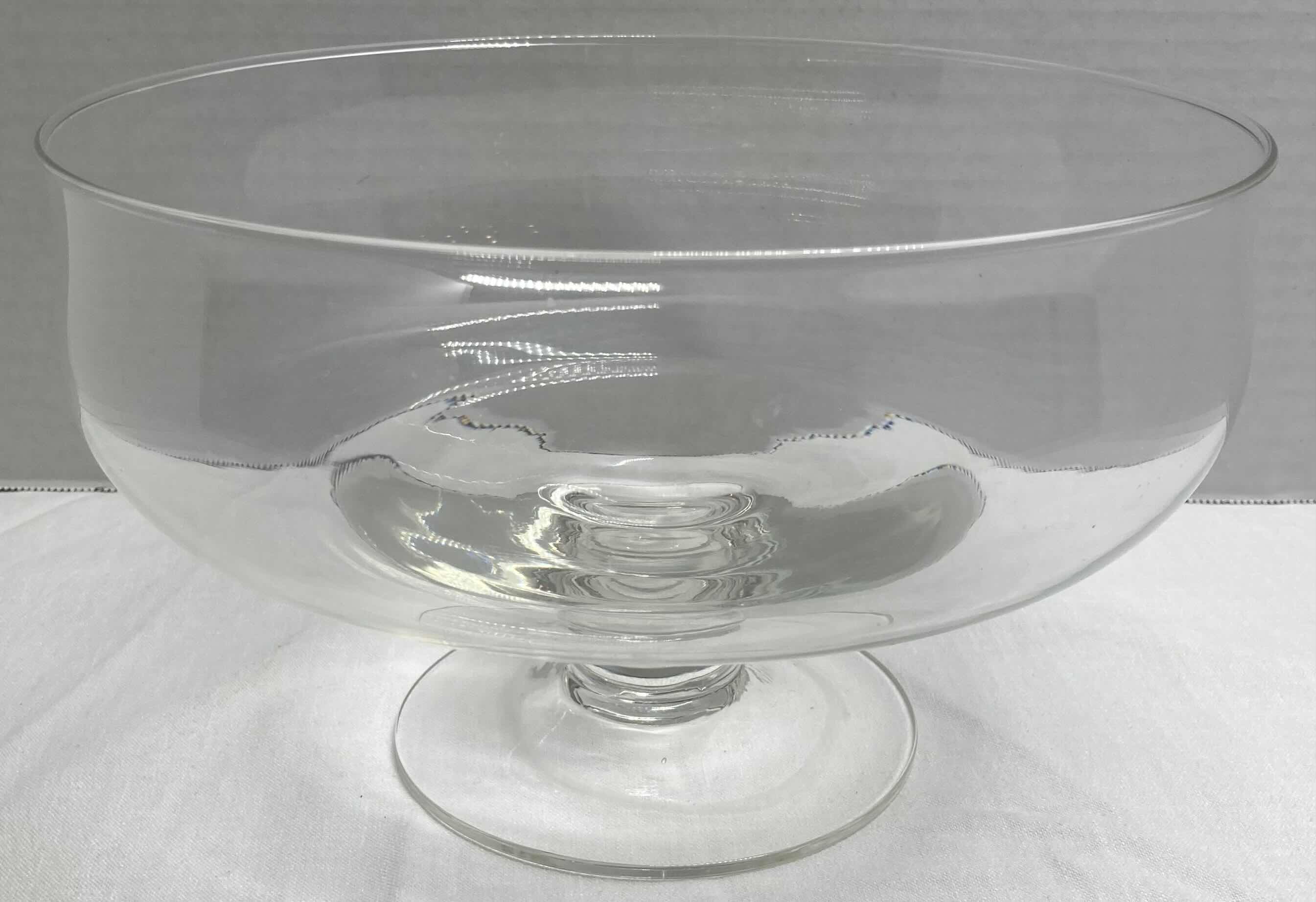 Photo 2 of CLEAR GLASS PEDESTAL BOWL & 2 SERVING BOWLS 10.5” X 10.5” H5”