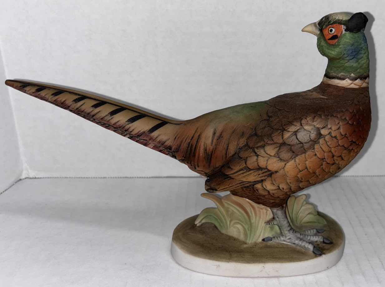 Photo 2 of LEFTON CHINA HAND-PAINTED 6.5” PORCELAIN PHEASANT FIGURINE (KW 670)