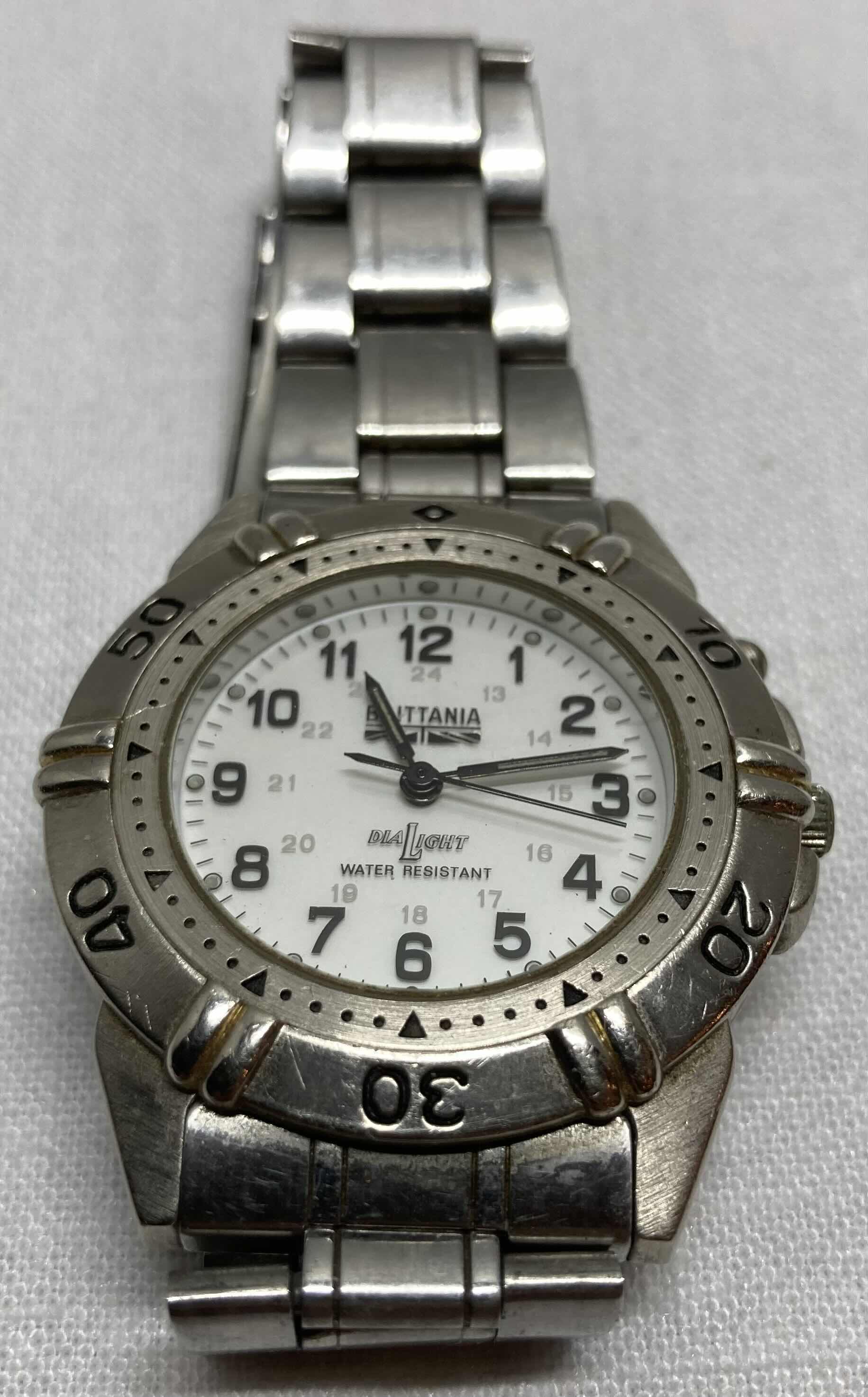 Photo 4 of MEN’S WRISTWATCHES W EXTRA BAND