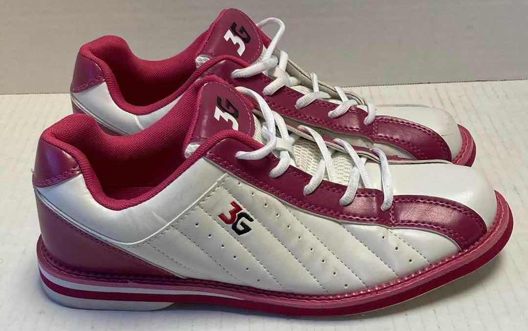 Photo 3 of 3G KICKS WHITE & PINK WOMEN’S BOWLING SHOES WOMEN’S SIZE 9