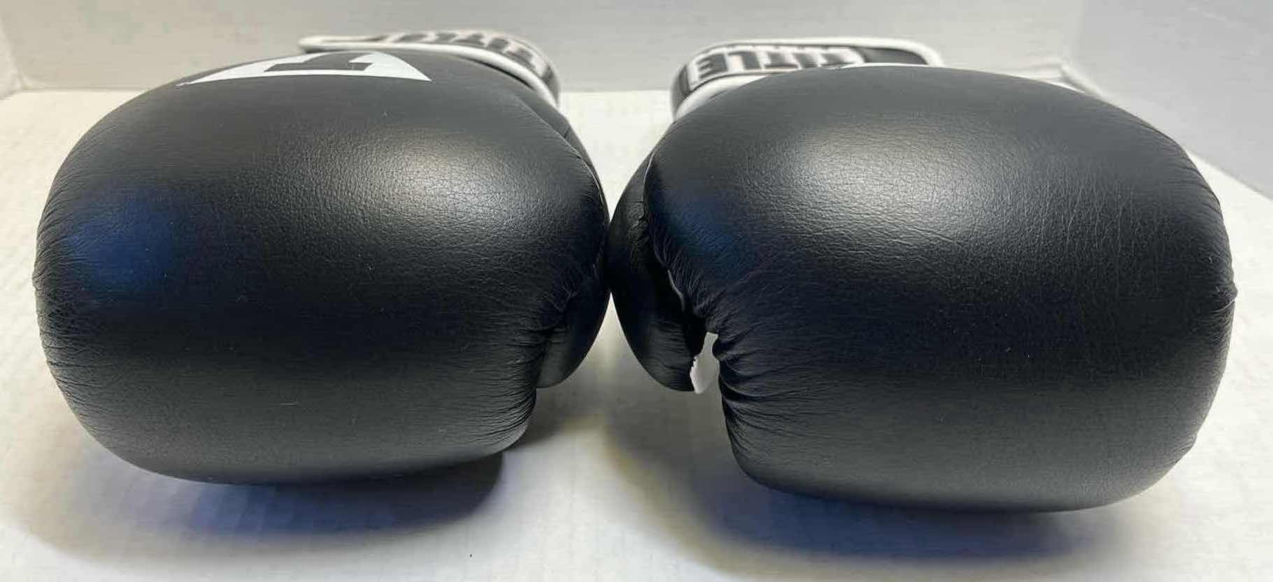 Photo 3 of TITLE 16oz BOXING GLOVES ADULT SIZE