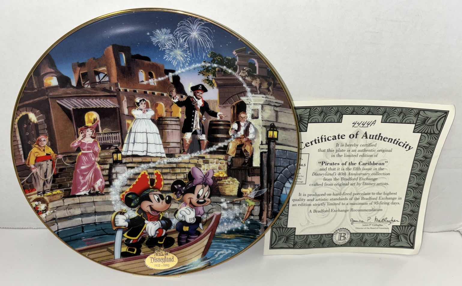 Photo 1 of THE BRADFORD EXCHANGE 1995 8.25” LIMITED EDITION COLLECTIBLE PLATE W/COA “PIRATES OF THE CARIBBEAN” FIFTH PLATE IN DISNEYLAND’S 40TH ANNIVERSARY PLATE COLLECTION (PLATE #4444A)