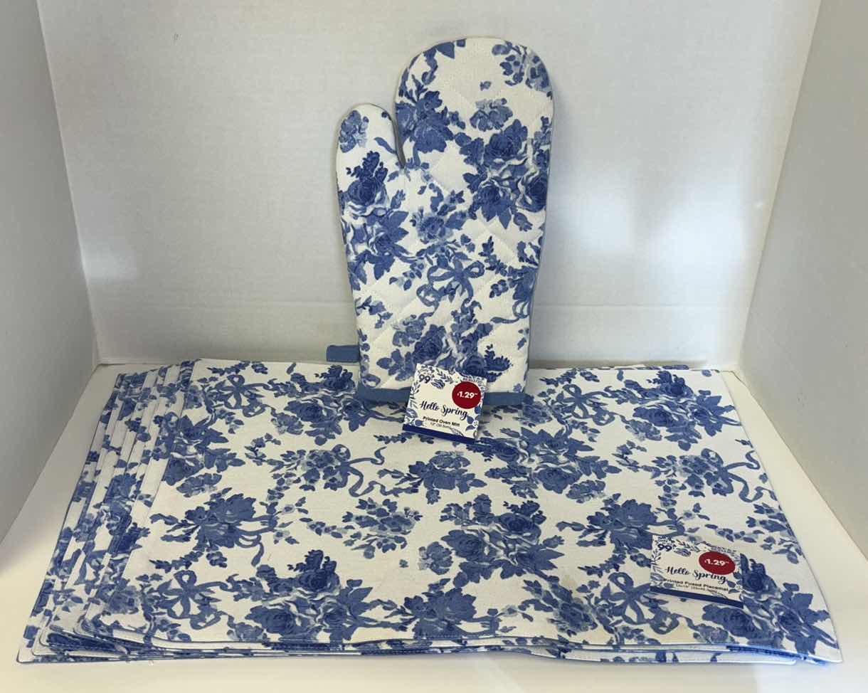 Photo 1 of 8 PC BLUE FLORAL PLACEMAT SET & OVEN MITT