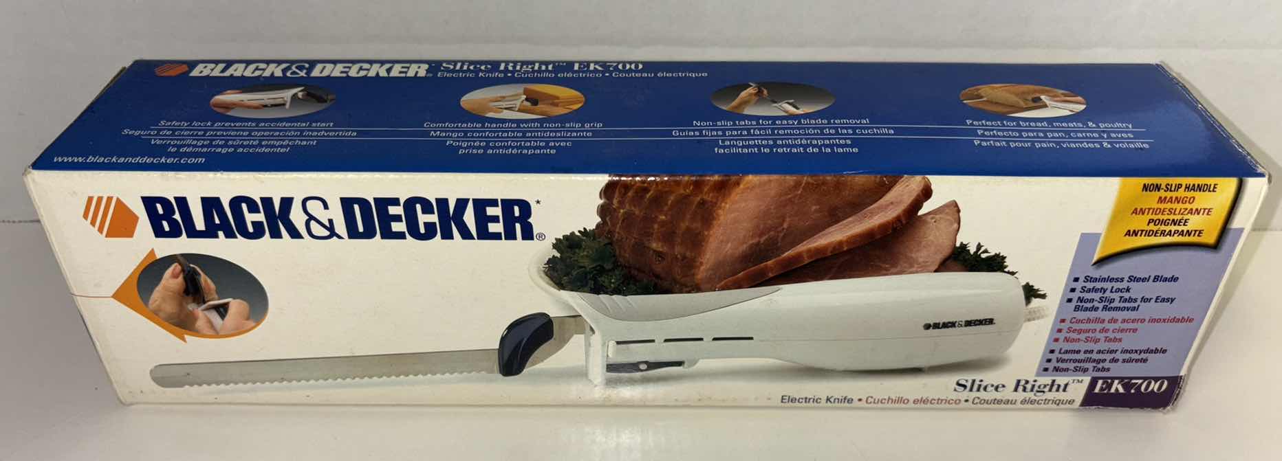 Photo 1 of BLACK & DECKER SLICE RIGHT ELECTRIC KNIFE (EK700)