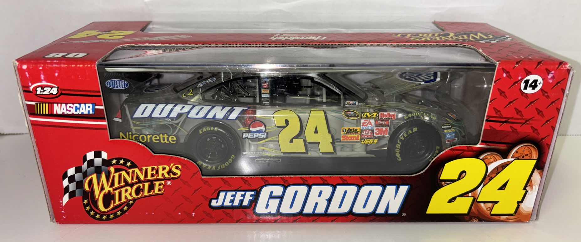 Photo 2 of NEW 2008 WINNERS CIRCLE NASCAR JEFF GORDON #24 1:24 SCALE CLEAR RACE CAR (#70749)