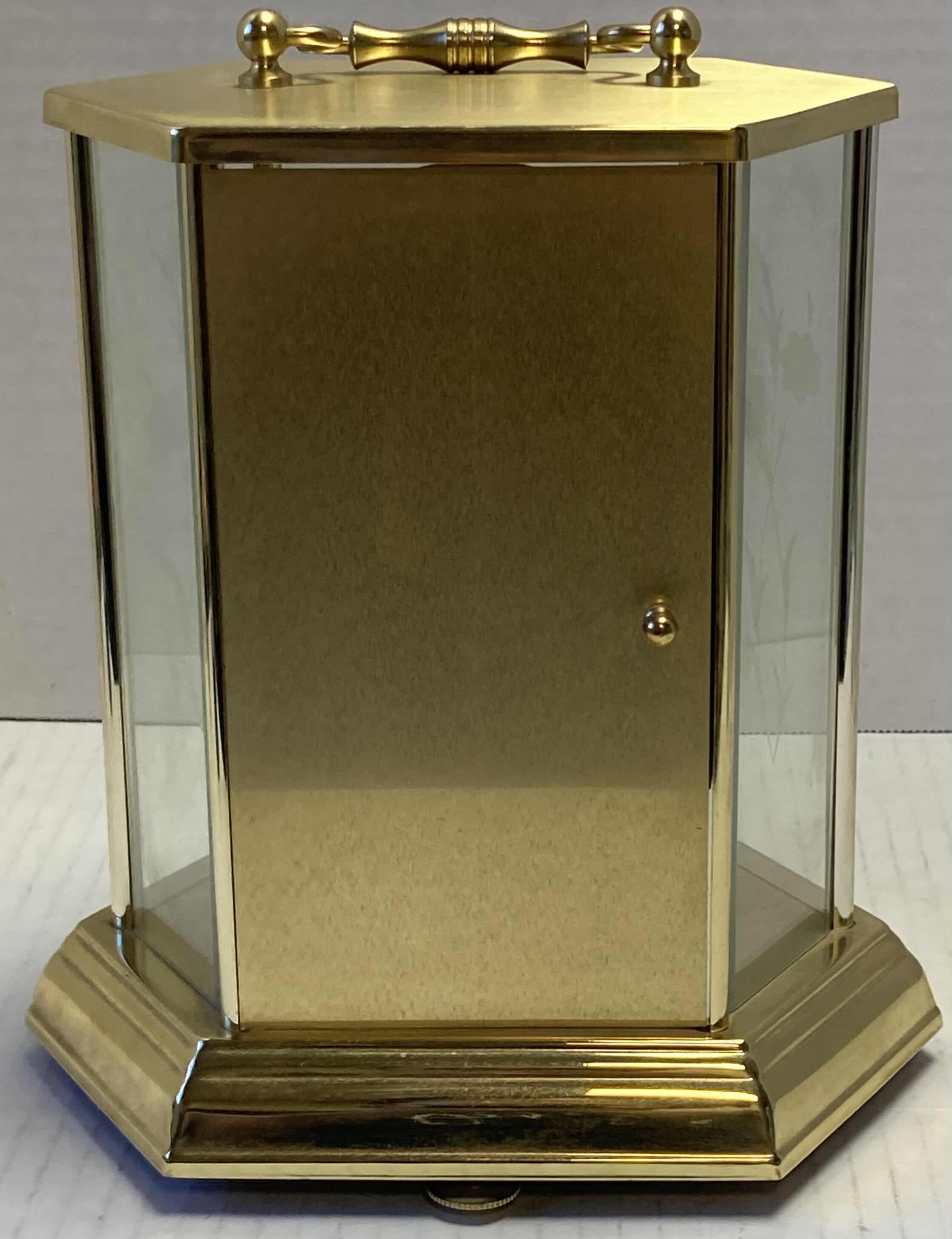 Photo 4 of KUNDO GOLD FINISH QUARTS BATTERY OPERATED CLOCK W ROTATING PENDULUM 8.5” X 5.75” H8.5”