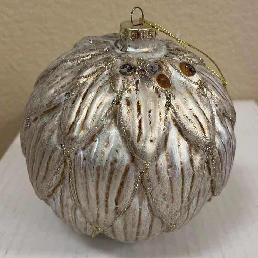 Photo 2 of CHRISTMAS SILVER & GOLD FINISH 5” ARTICHOKE ORNAMENTS (9)