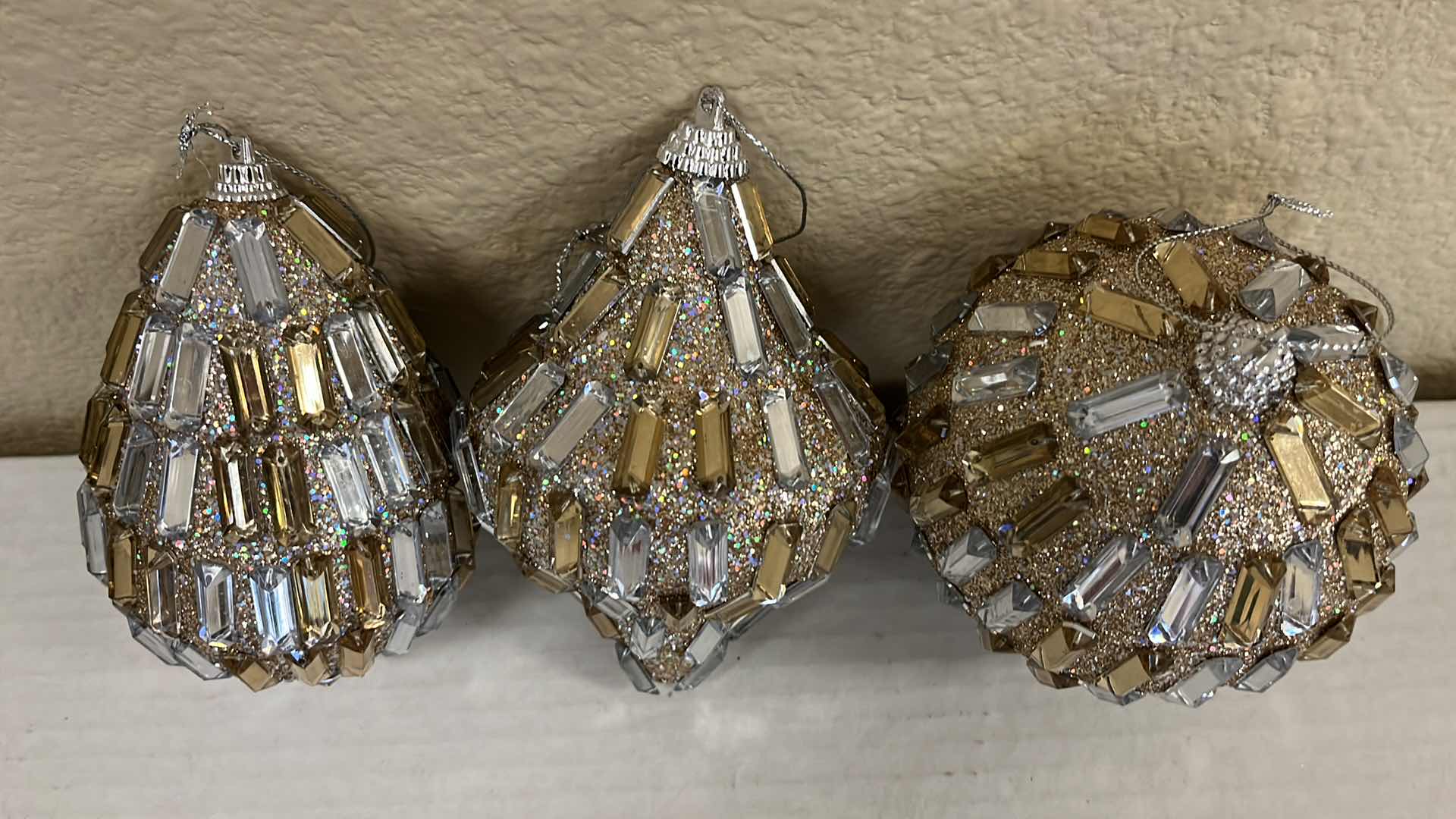 Photo 2 of CFI CHRISTMAS 4” BEJEWELED ORNAMENTS (27)