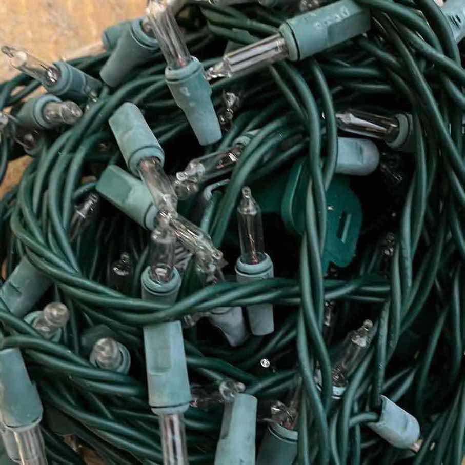 Photo 2 of MINI INDOOR OUTDOOR GREEN WIRE CHRISTMAS LIGHTS (5 BUNDLES)